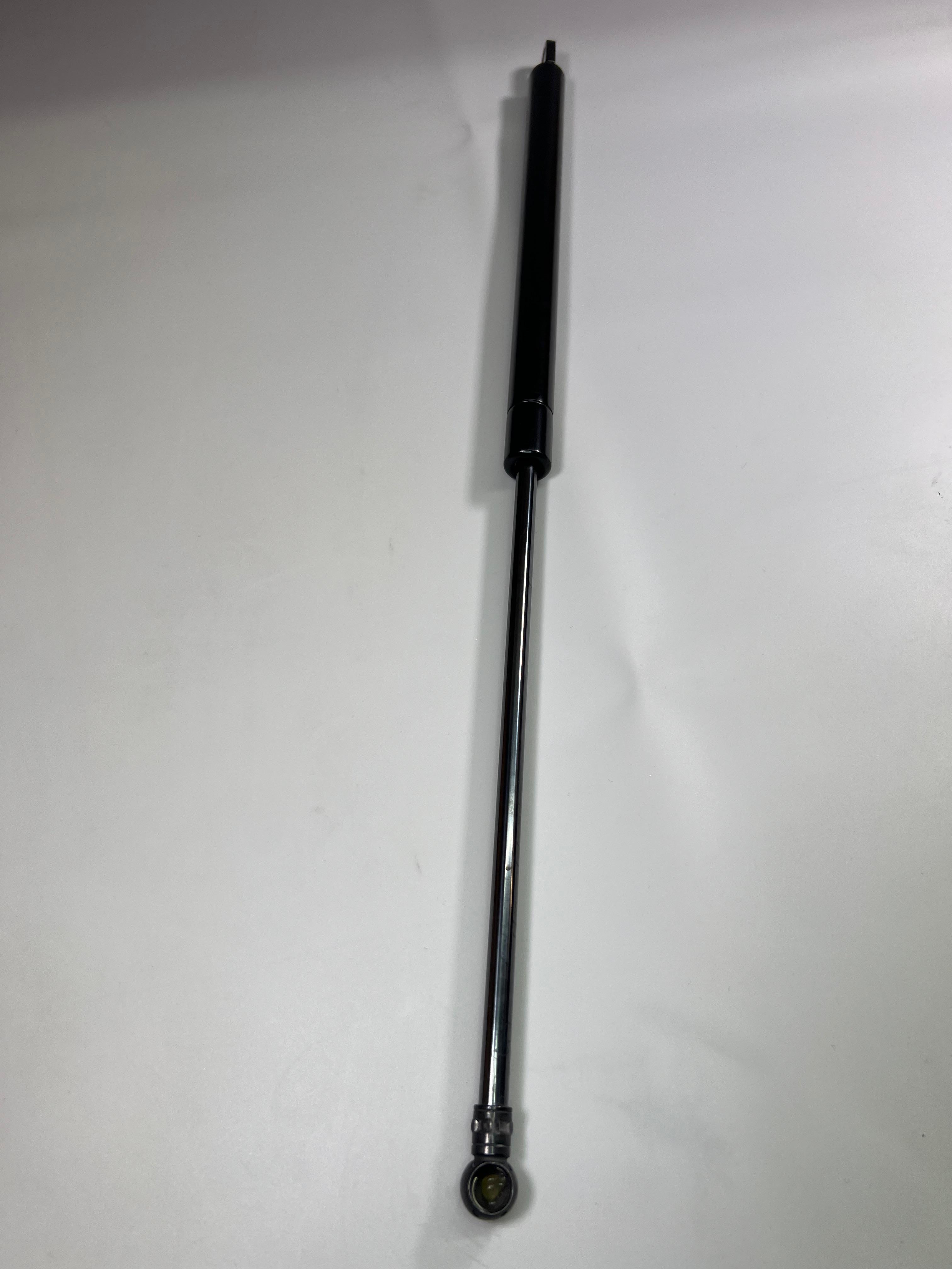 Heckklappen Dämpfer Gasdruckfer Polo 86c Steilheck