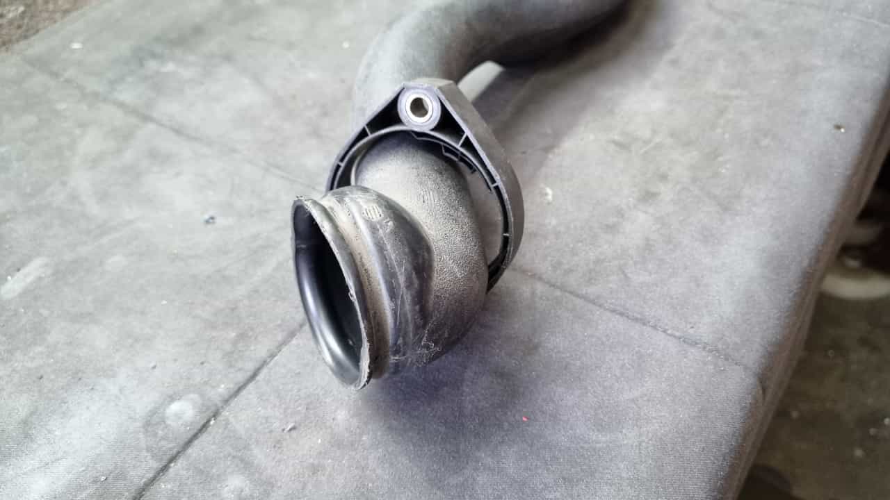 Bypass Kunststoffrohr für die G60 Motoren