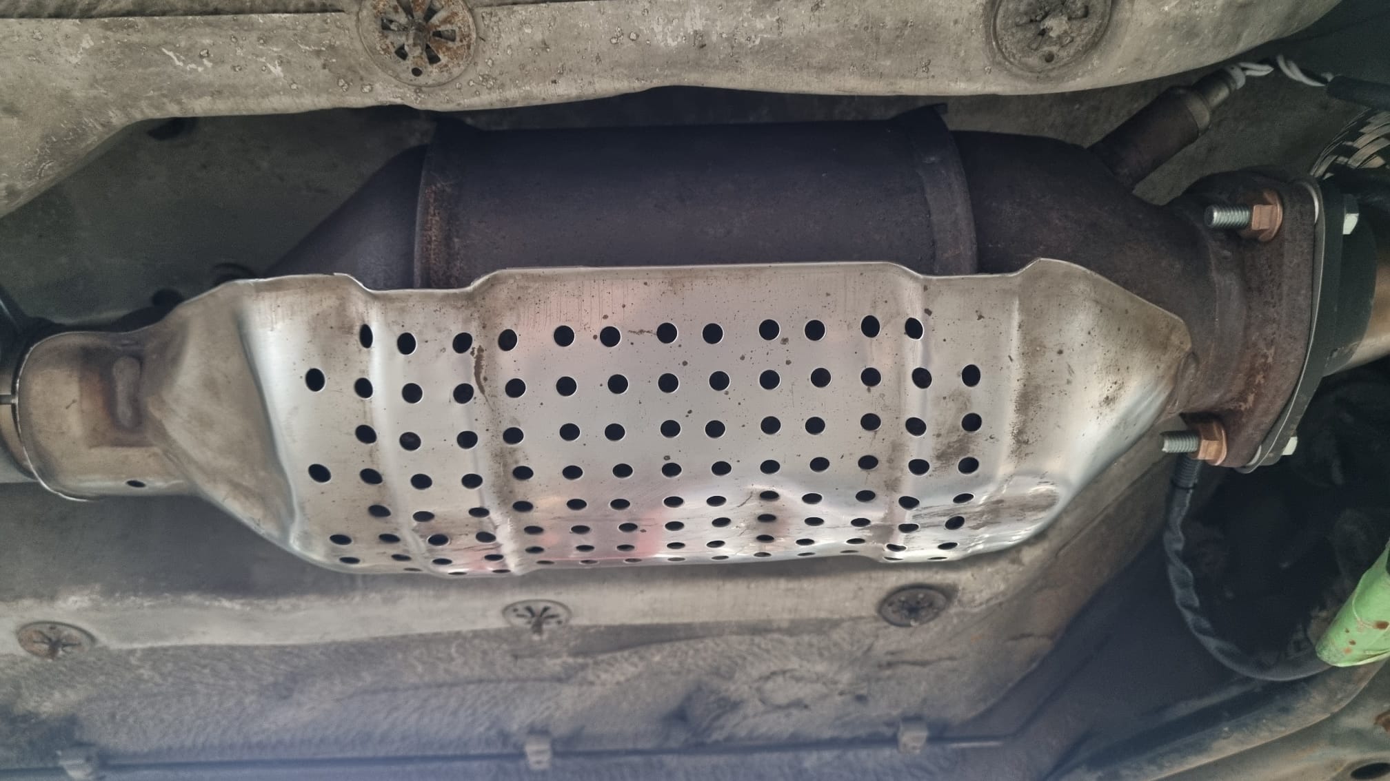 Katalysator 200 Zellen Katalysator im Originalgehäuse für den Rennsport für Golf Corrado Passat G60