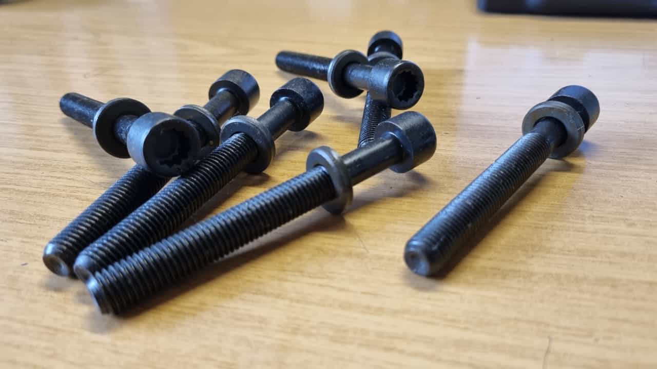 Polo G40 Zylinderkopfschraubensatz