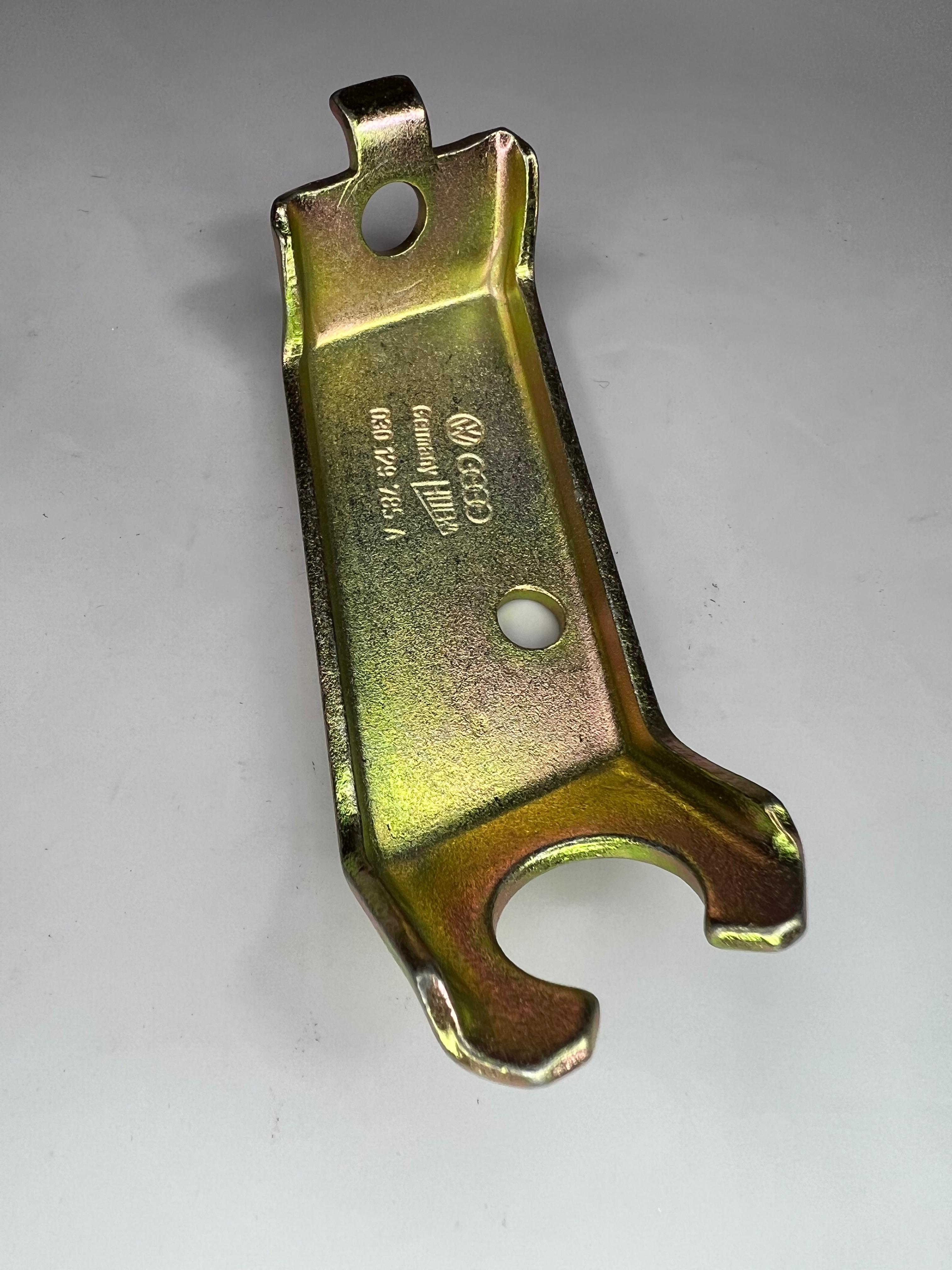 Gegenhalter für den Gaszug für Polo 86 und 86c 2F kurz