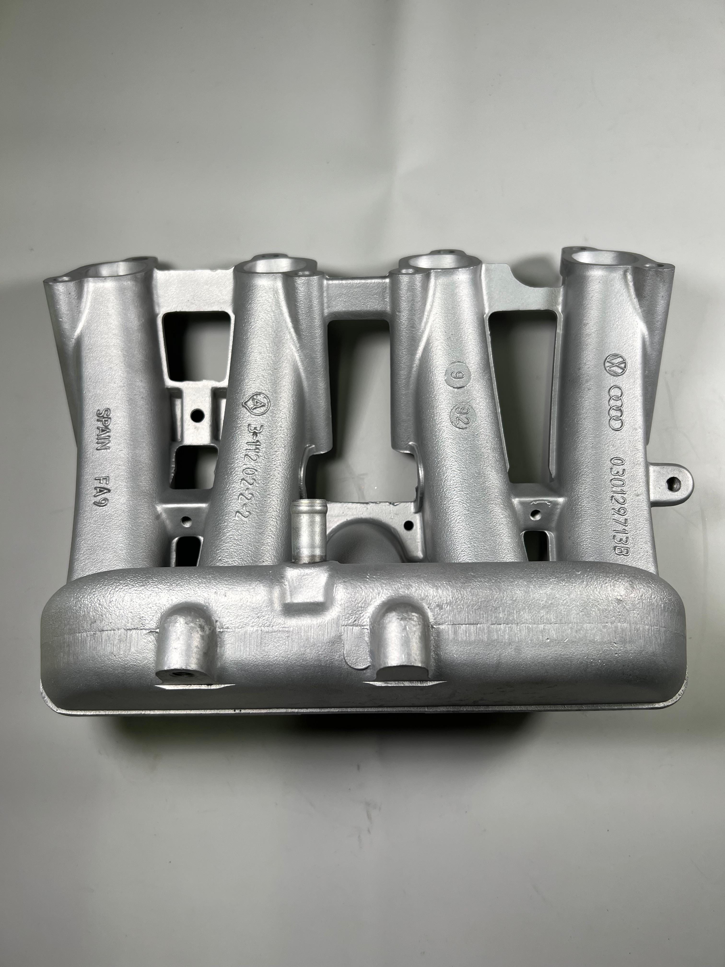 Ansaugrohr bearbeitet für Polo GT 3F Motoren passend auf den CNC G40 Zylinderkopf