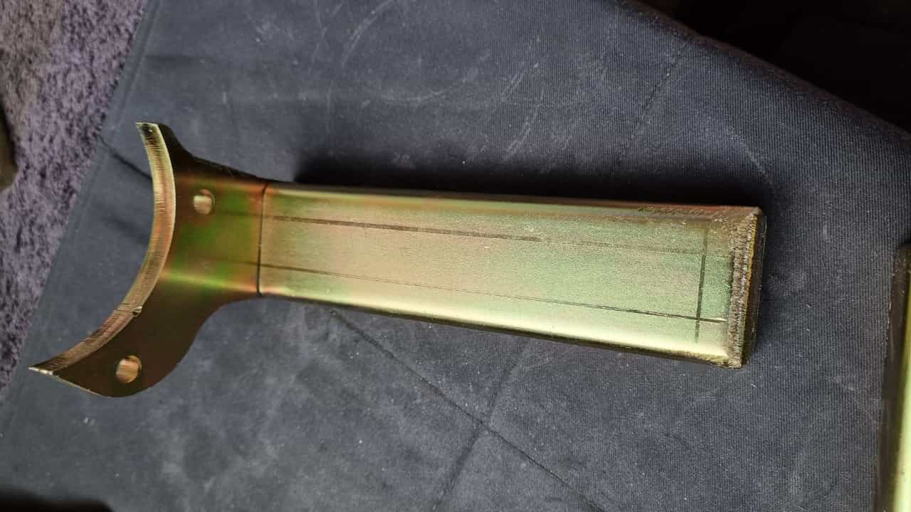 Halter für G60 Lader im Polo G40