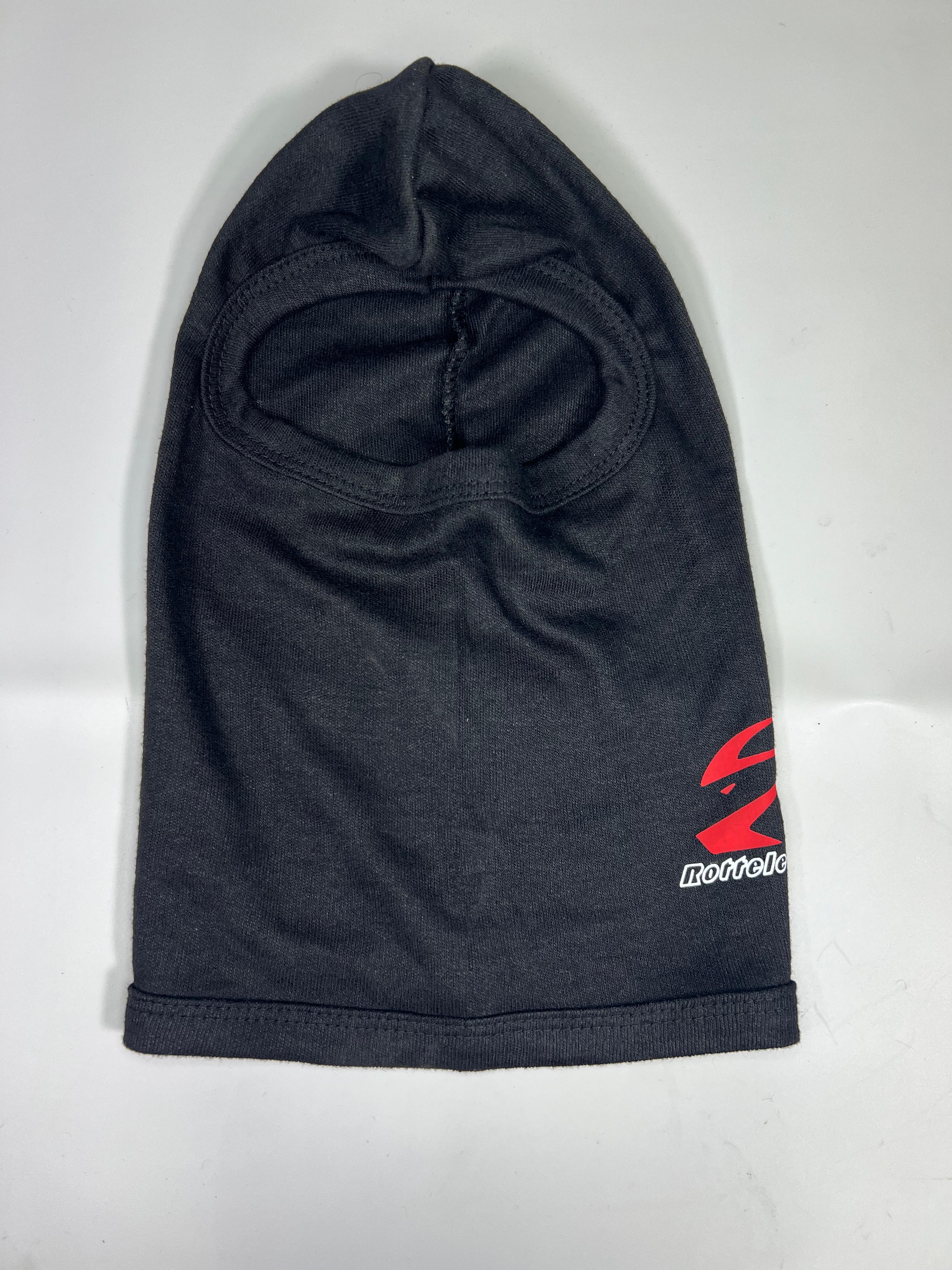 Sturmhaube für den Rennsport oder den Kartsport mit Röttele Logo schwarz mit roter Schrift