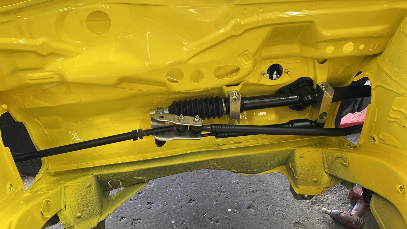 Bügel Befestigung Schelle für Lenkgetriebe Lenkung  Polo G40 VW Polo 86, 86C,2F