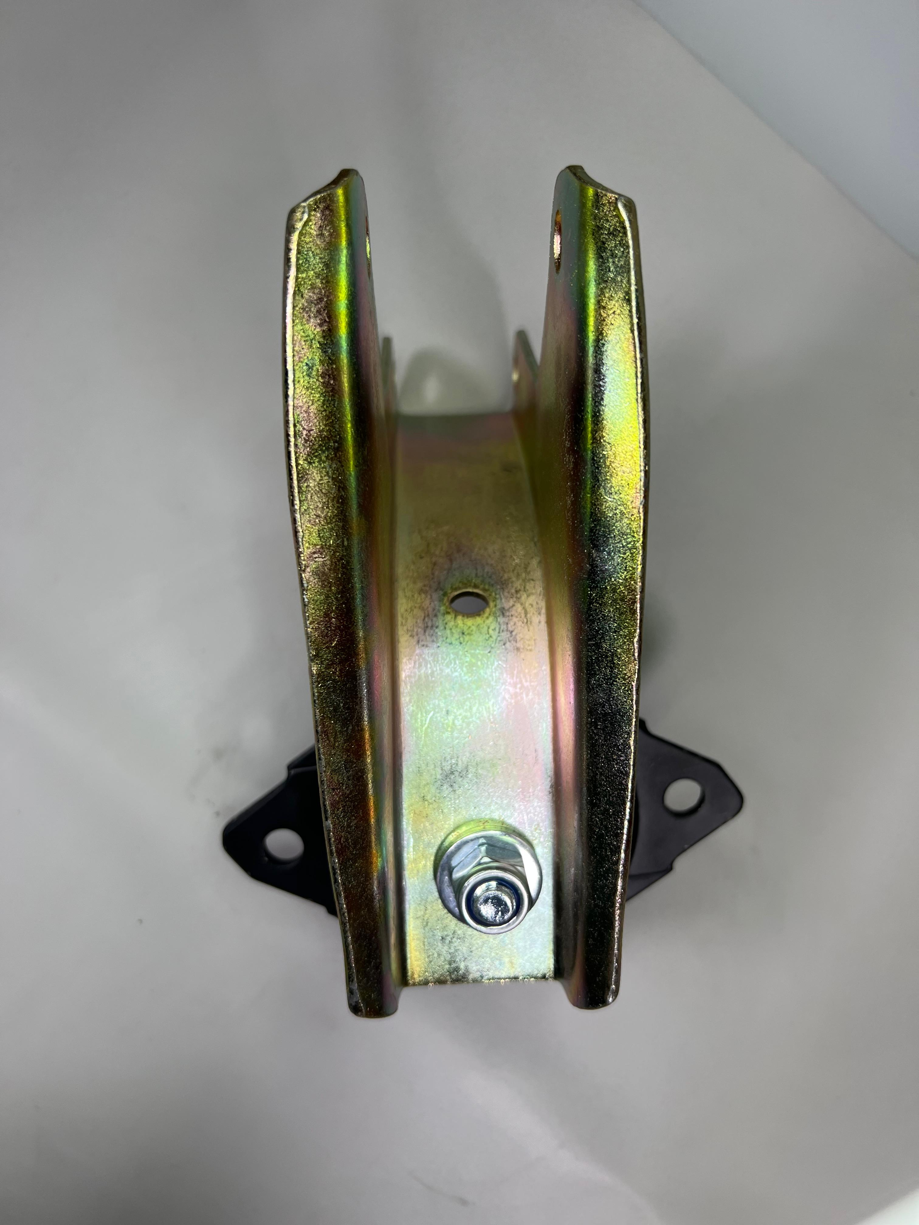 Gummi Metall Motorlager mit Halter hinten am Getriebe Polo G40