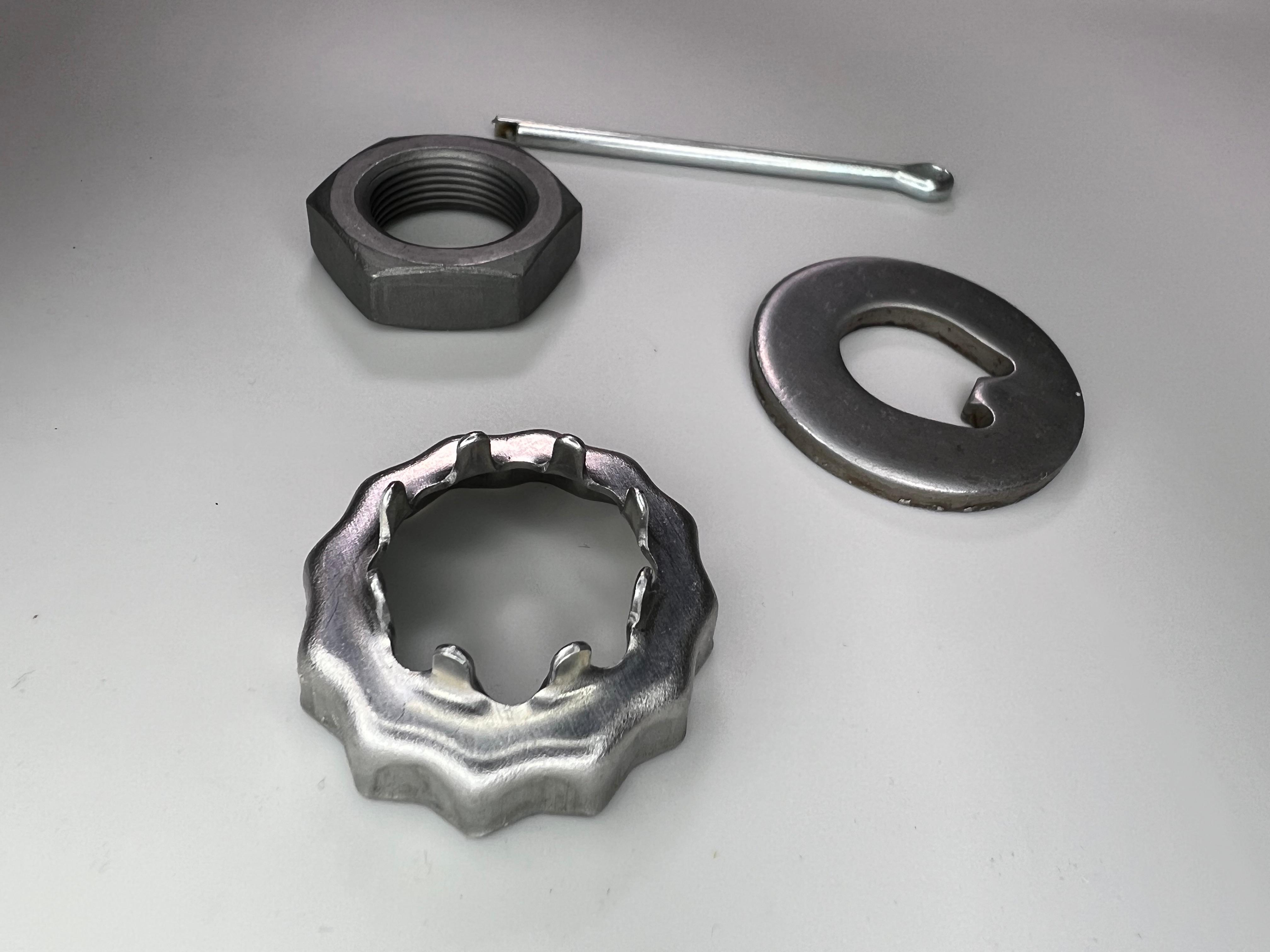 Radlagermutter mit Kronenmutter Einstellplatte Druckplatte und Splint für die Trommelbremse