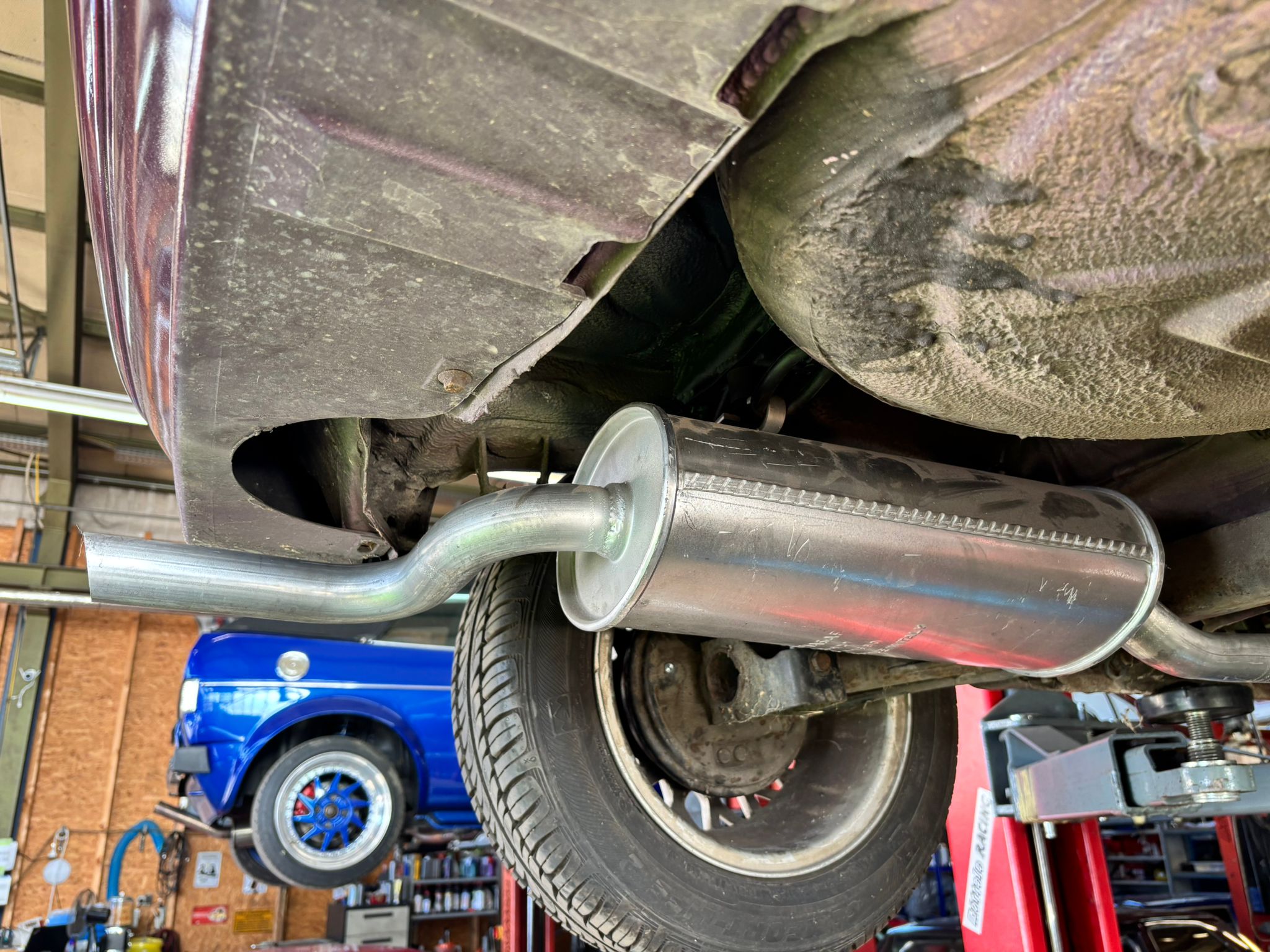 Auspuffanlage original Polo G40 mit Flexrohr allen Schellen Mitteltopf Endtopf und Auspuffgummis