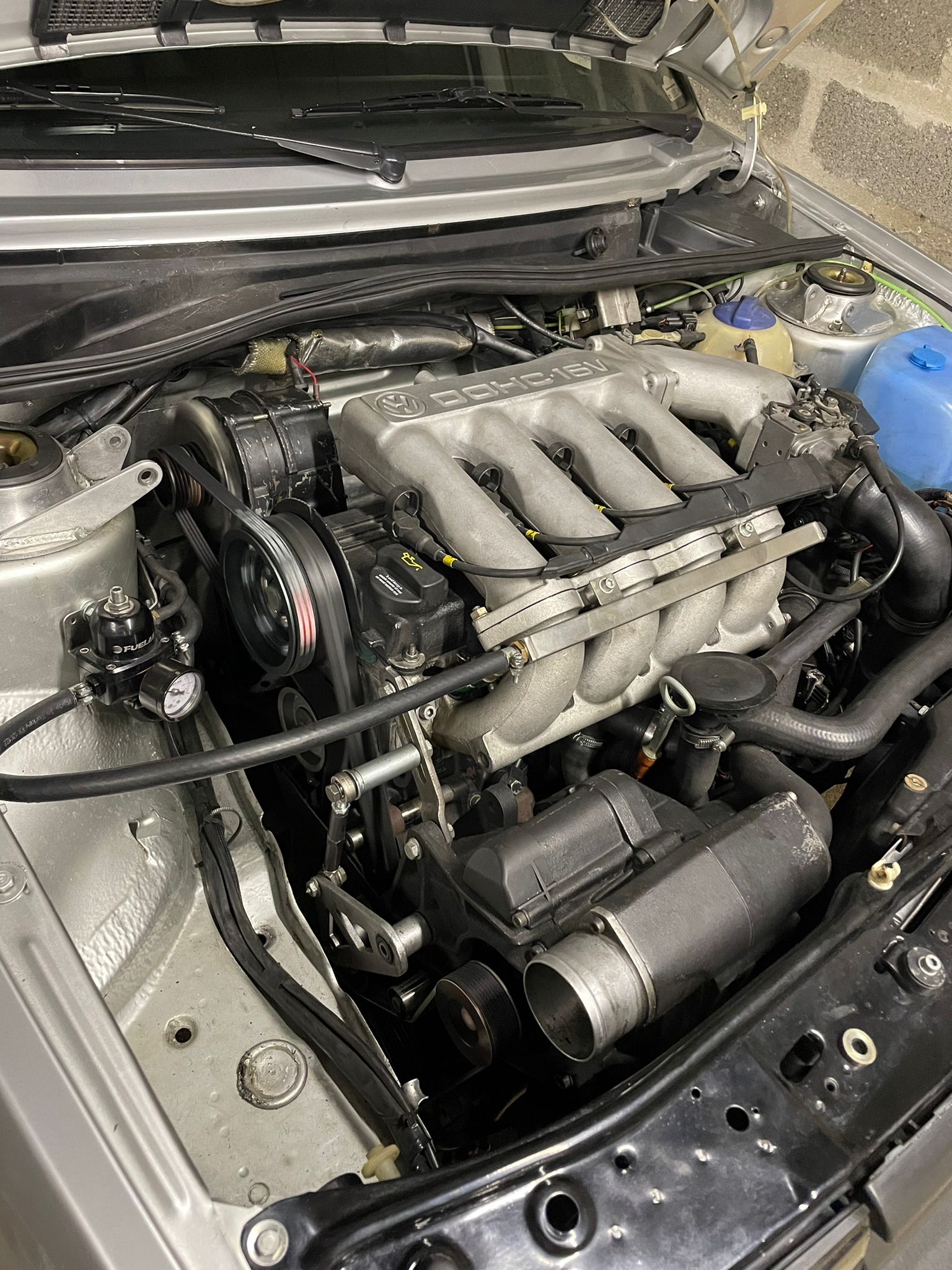 Verstellbares Nockenwellenrad für die 16VG60 Motoren mit 5PK Flachriemenrad zum Generator
