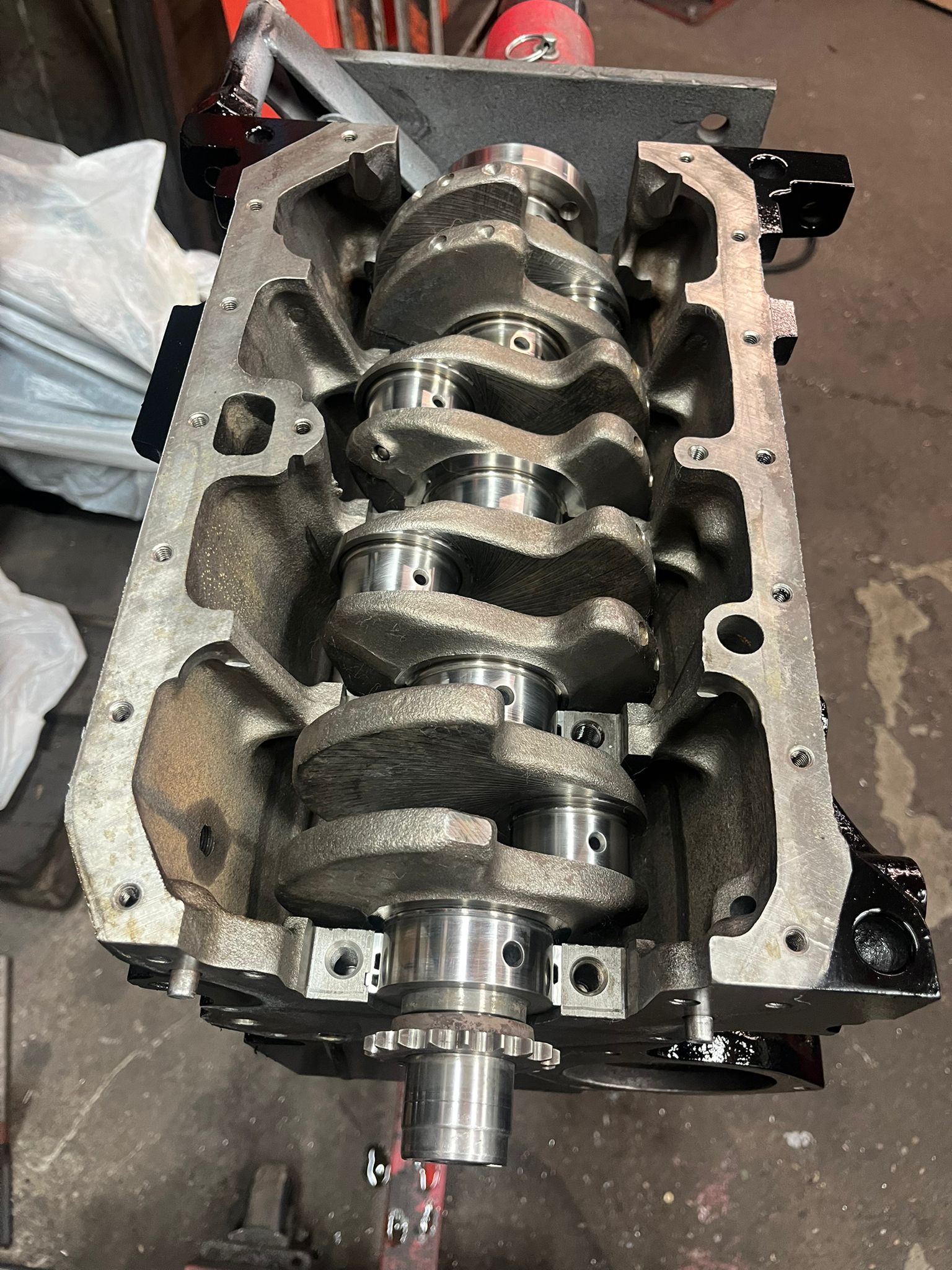 Polo G40 Tauschmotorblock mit neuen Kolben PY ohne Zylinderkopf