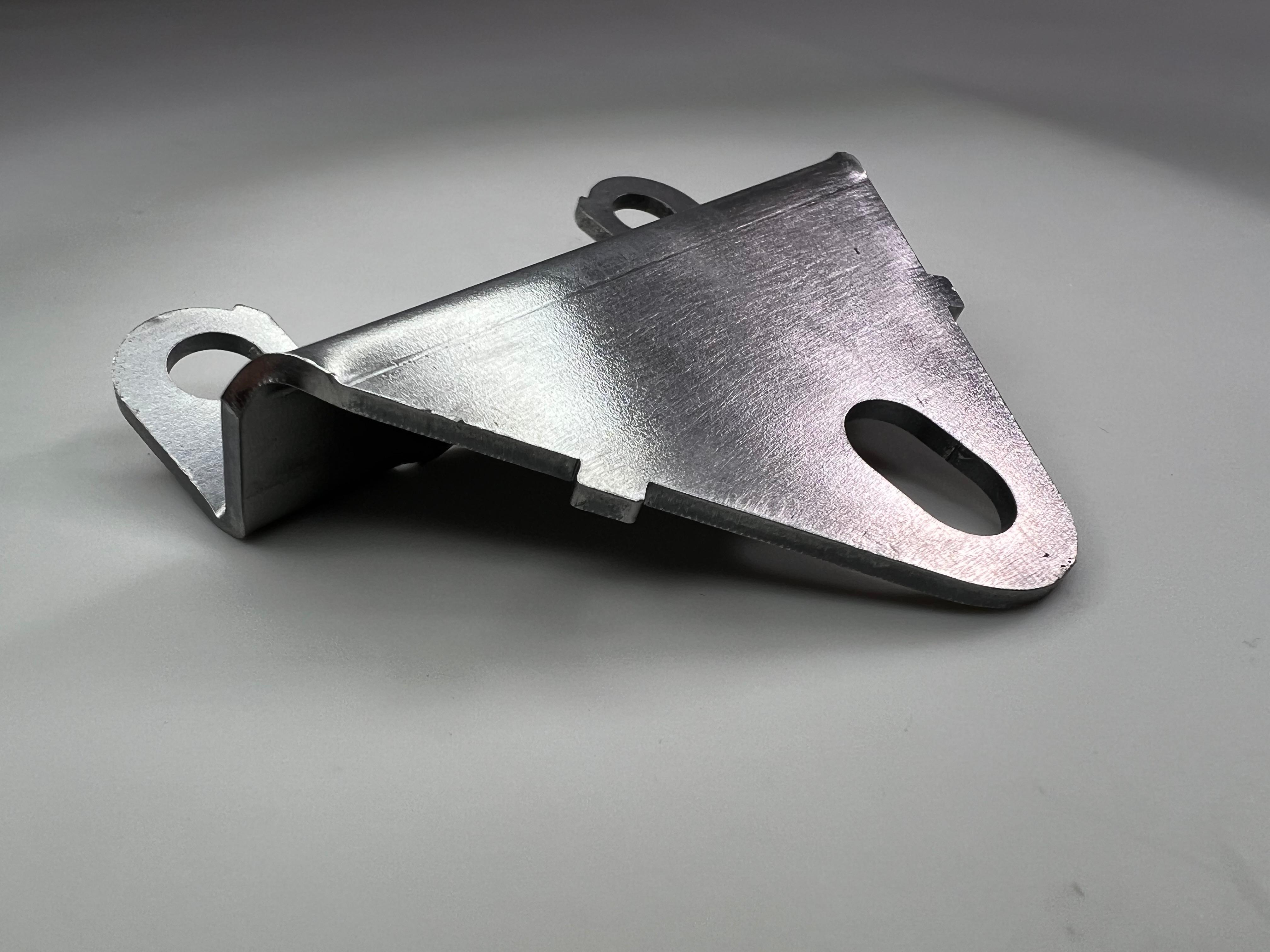 Stütze Halter am Benzindruckregler Kraftstoffdruckregler VW G60  Original Teilenummer : 037 133 337