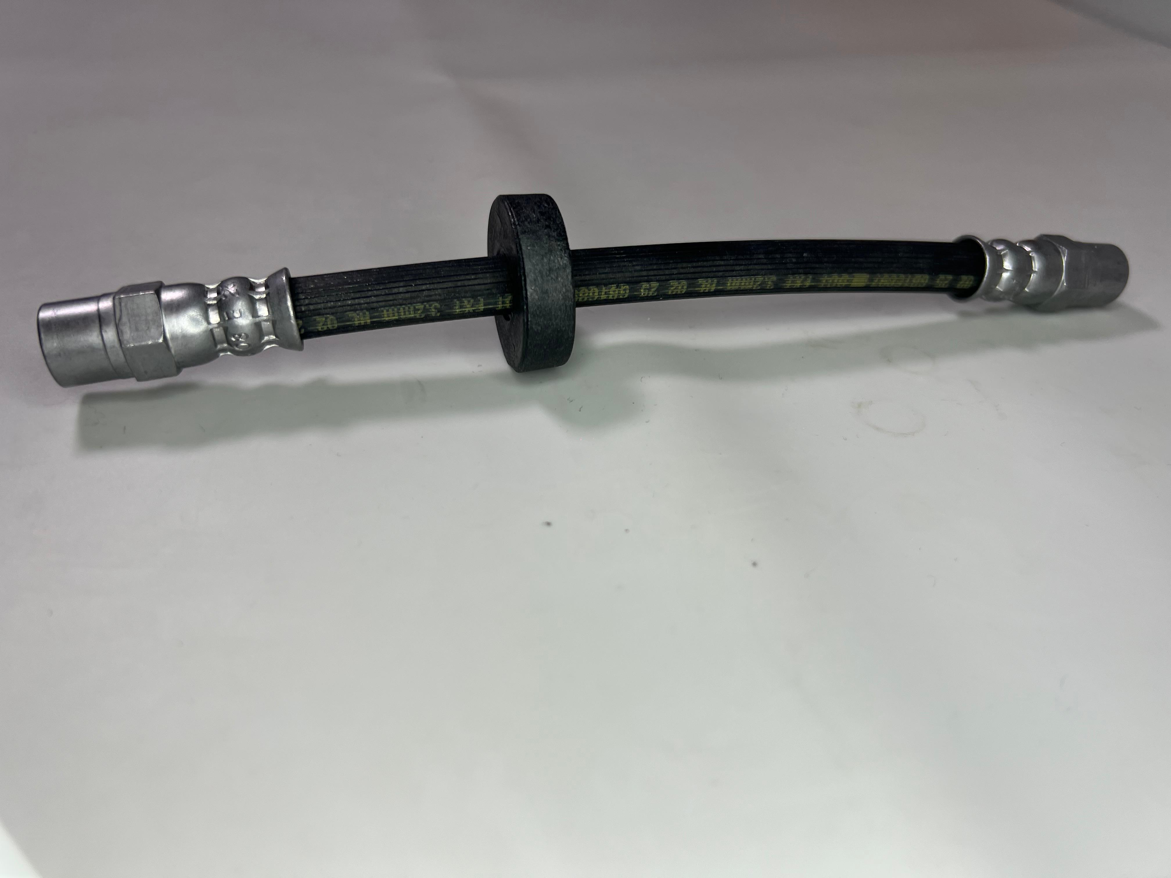 Bremsschlauch für die Hinterachse Polo G40  original Teilenummer : 861 611 775