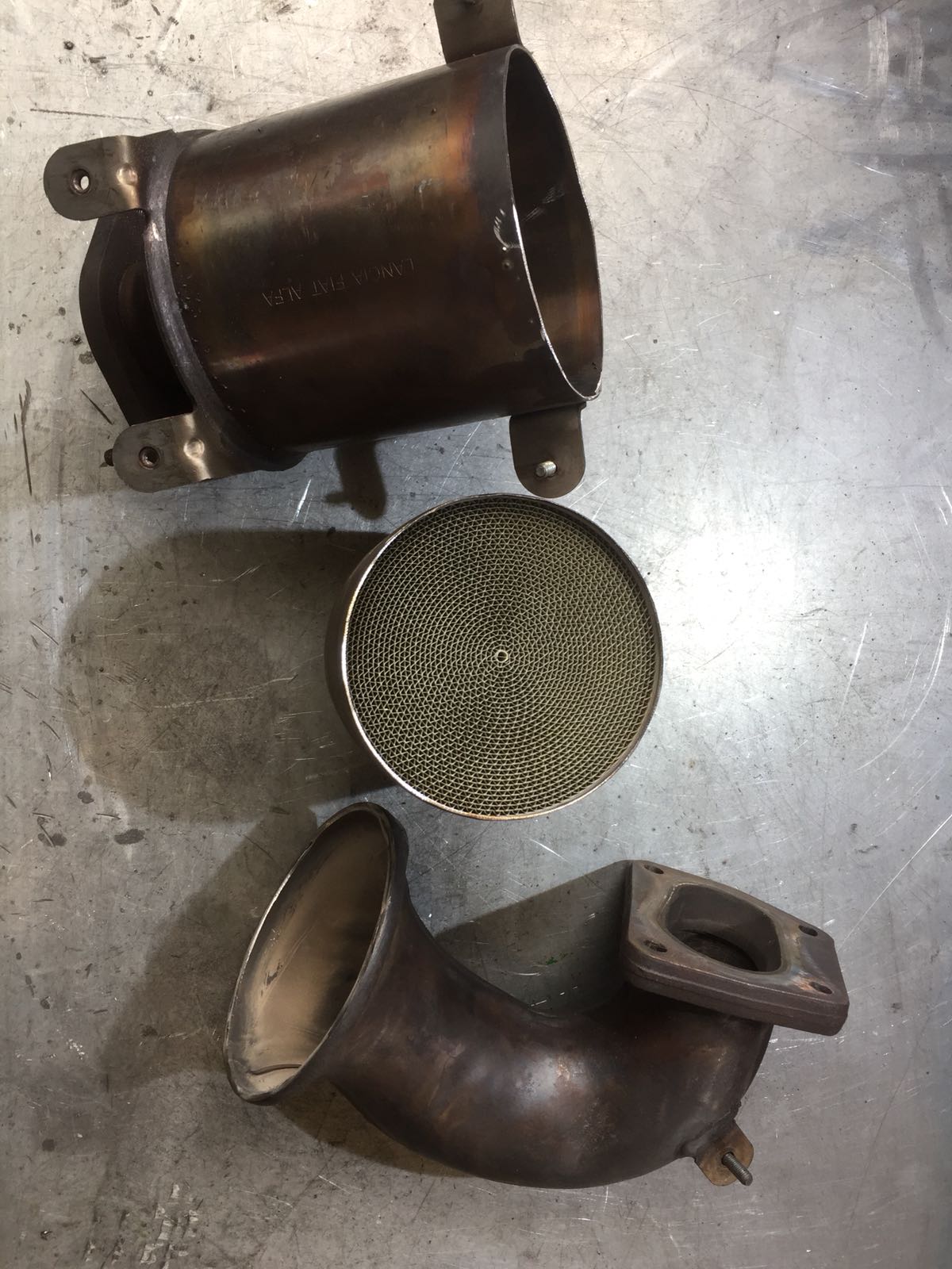 Katalysator im Originalgehäuse 200 Zellen für Fiat 500 Katalysator, ALFA ROMEO Giulietta