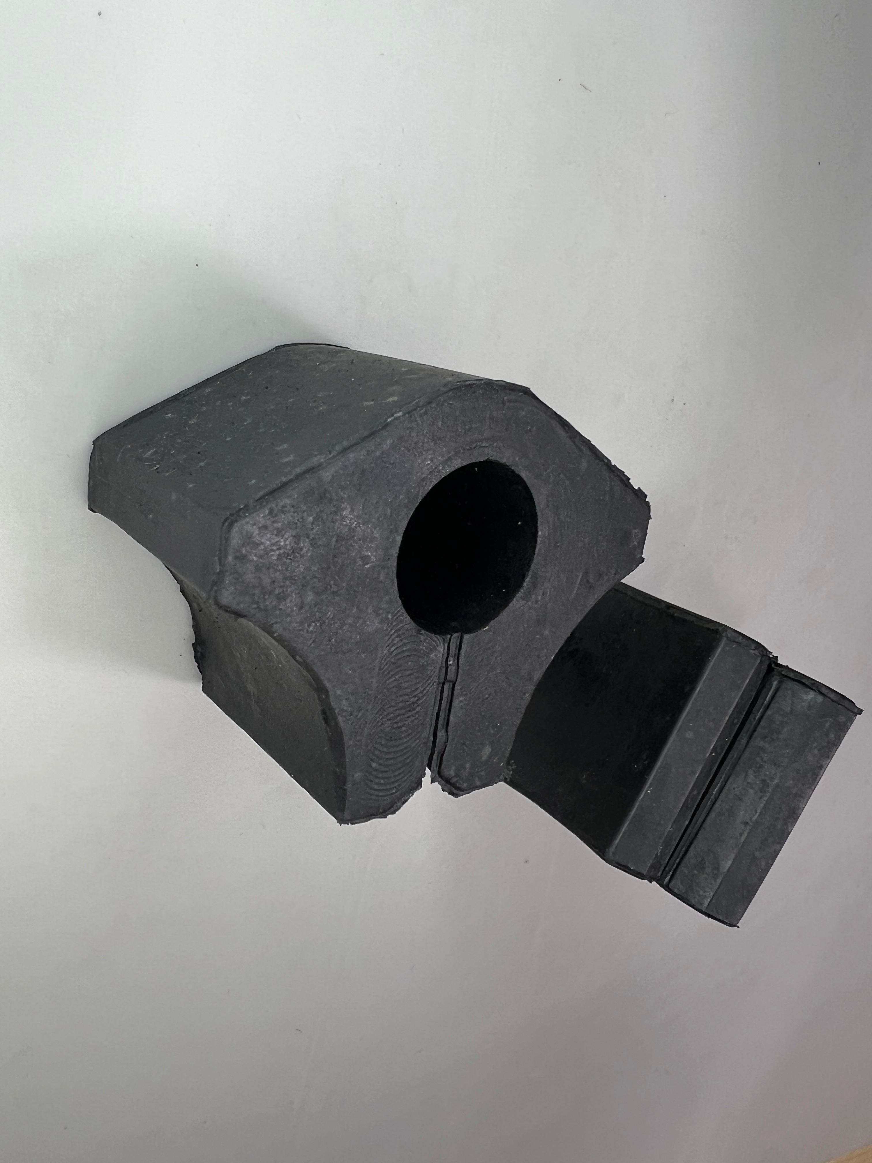 Golf 3 Hinterachs Gummilager für den Stabilisator original Teilenummer 871 511 423
