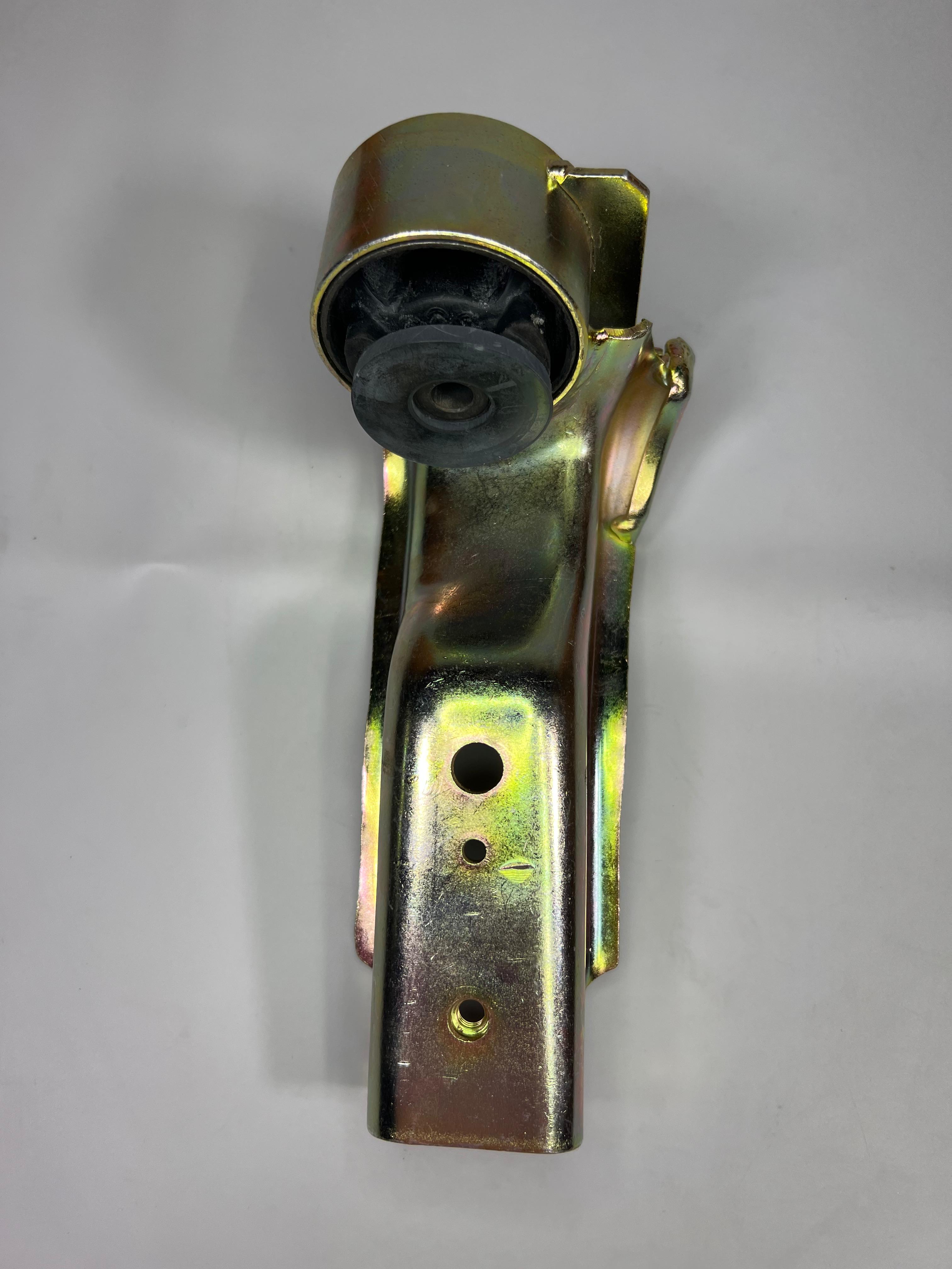 Getriebe Halter Golf 1 mit 5 Gang 020 Getriebe  original Teilenummer : 171 399 113 H