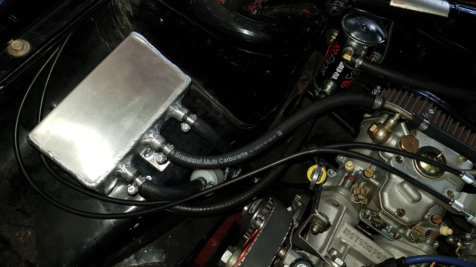Doppelvergaser Kraftstoffpumpe Silver Top mit Catchtank