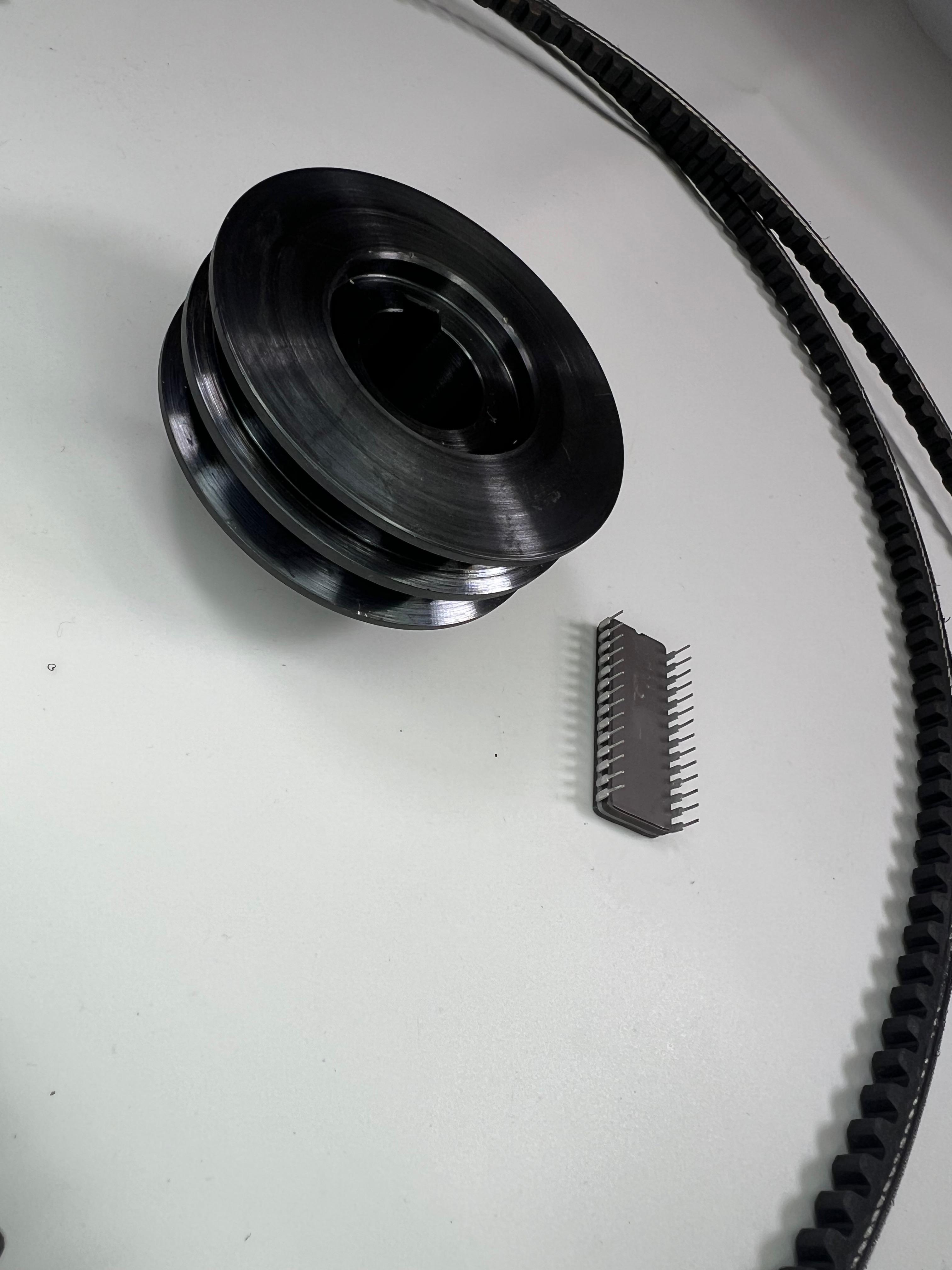 Chiptuning mit Laderrad, kürzere Keilriemen für Polo III G40 von Röttele Racing