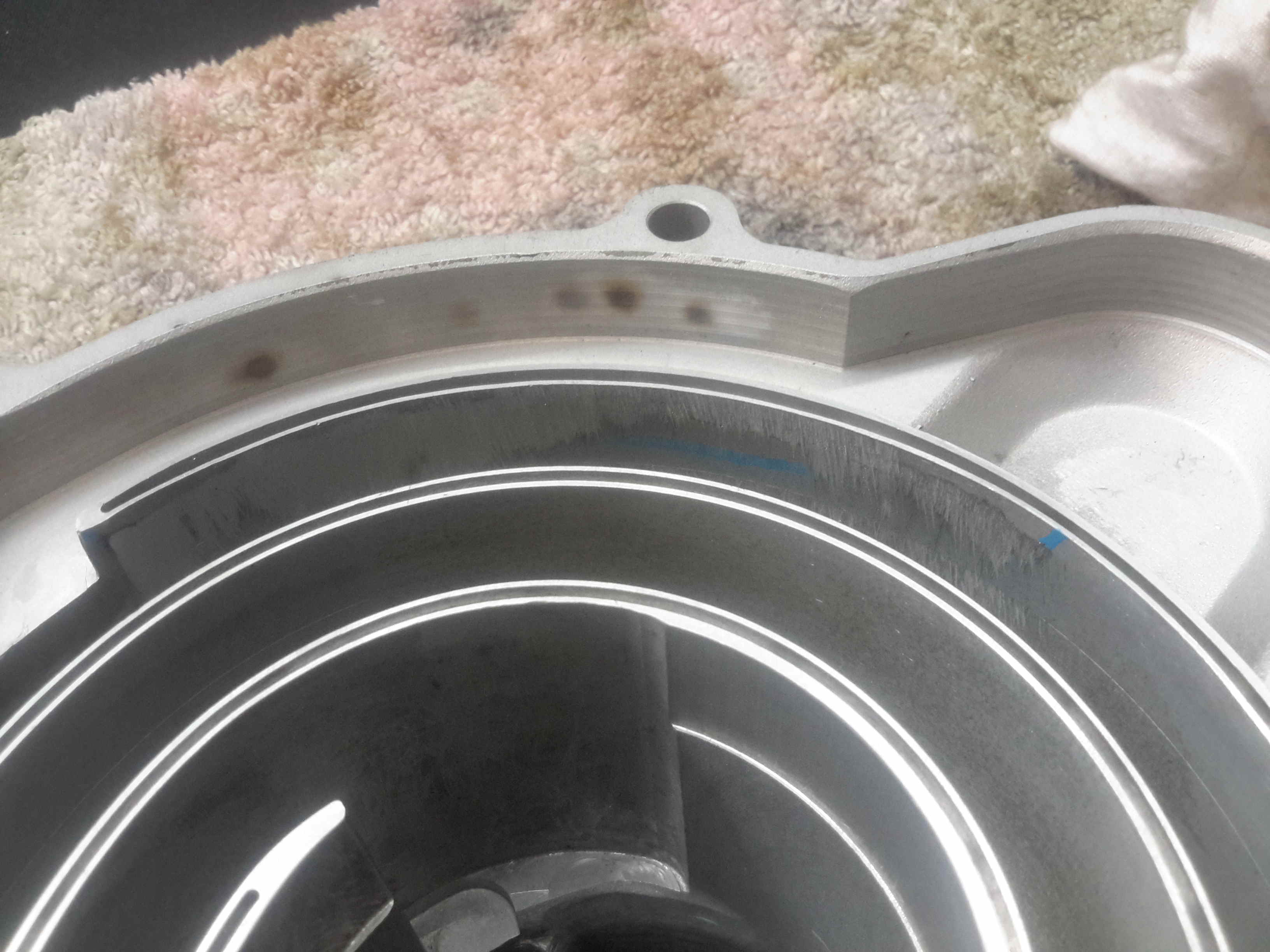 G-Lader Gehäuse schweißen und instand setzen und bezahlen pro Zentimeter