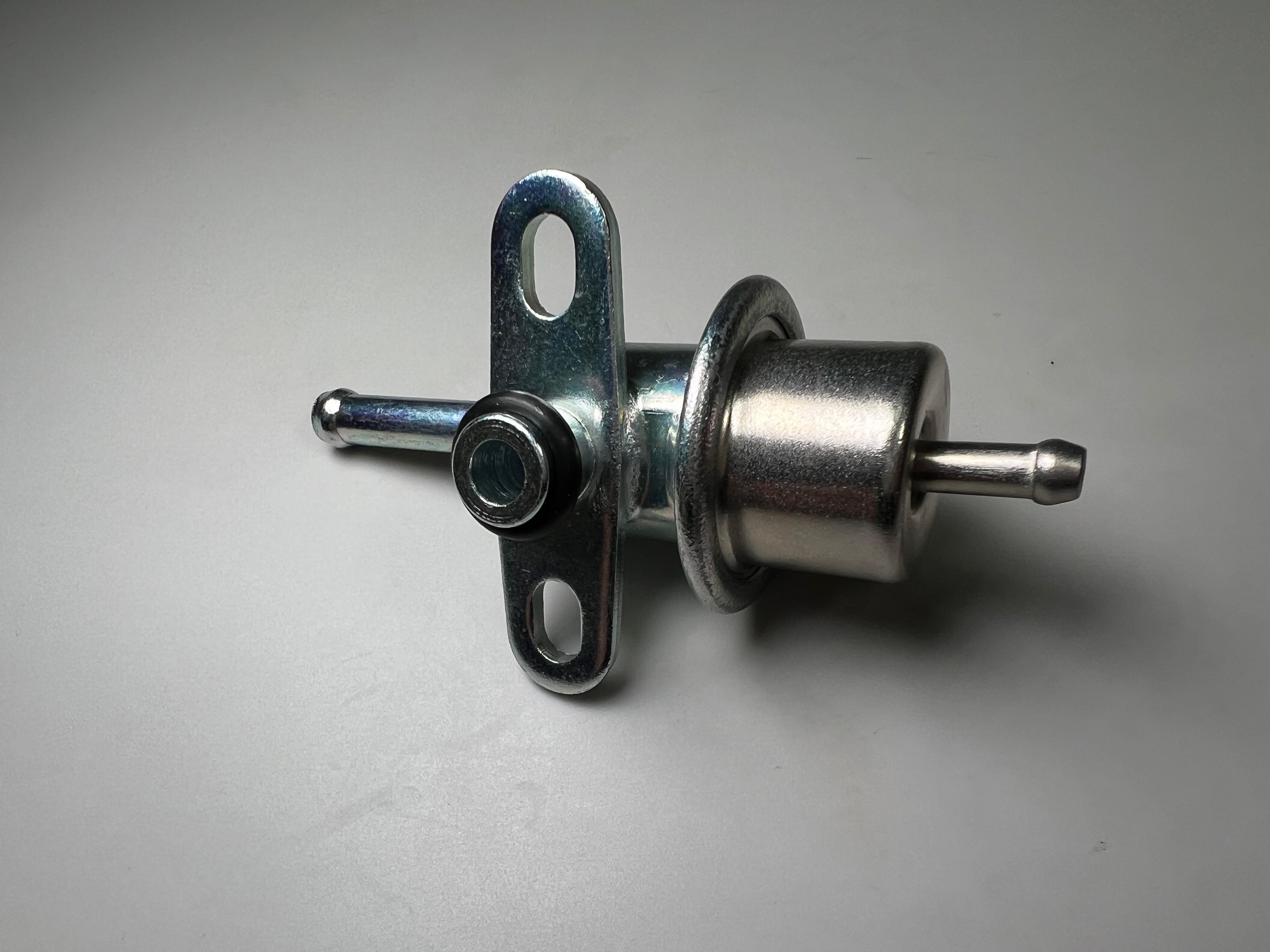 Benzindruckregler Kraftstoffdruckregler für Polo G40 mit 3,0 bar Kraftstoffdruck