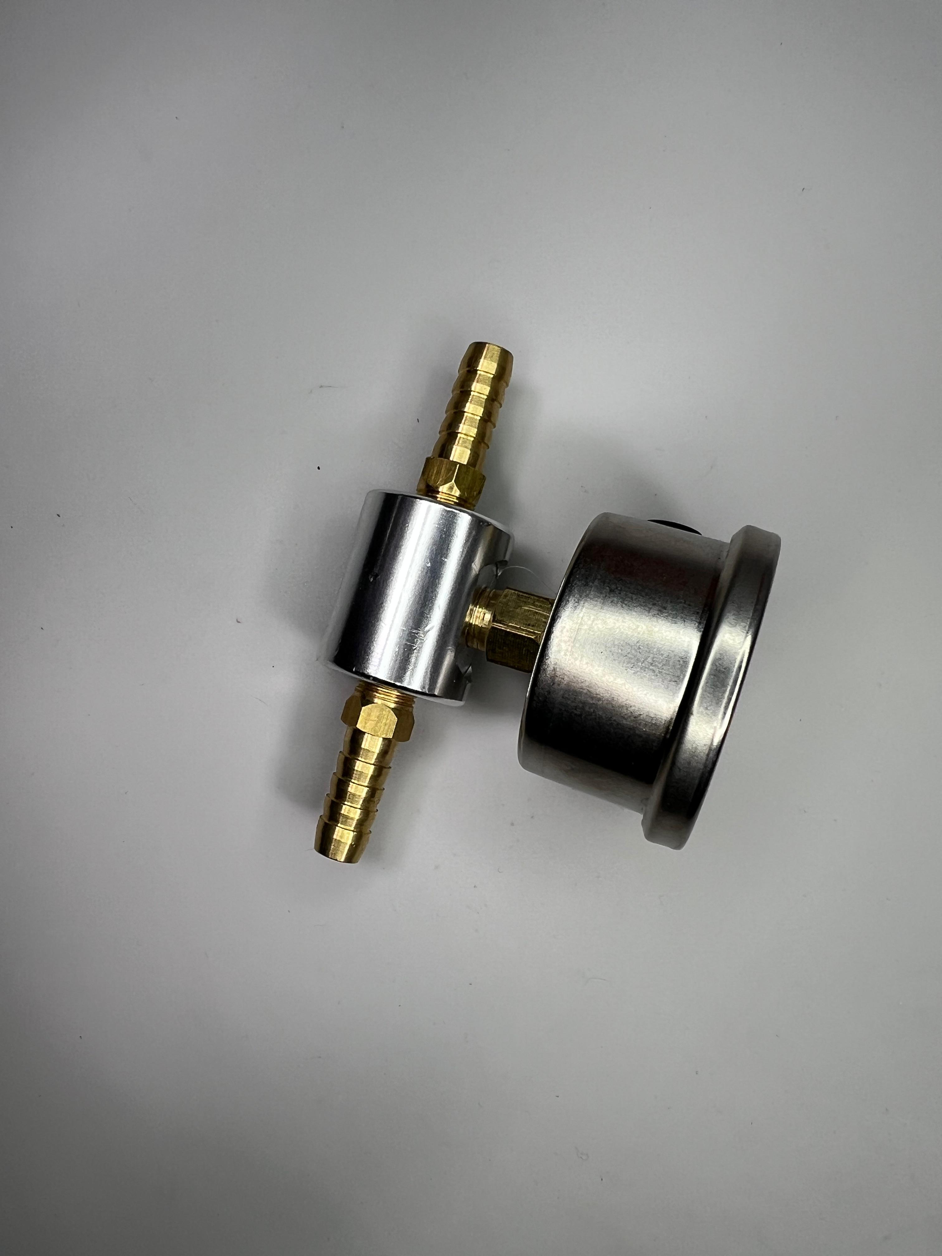 Kraftstoff Druckanzeige von 0 bis 8/11 bar mit passendem Adapter