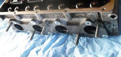 Adapterplatte für den 16V Schlepphebel Zylinderkopf mit G40 Fächerkrümmer