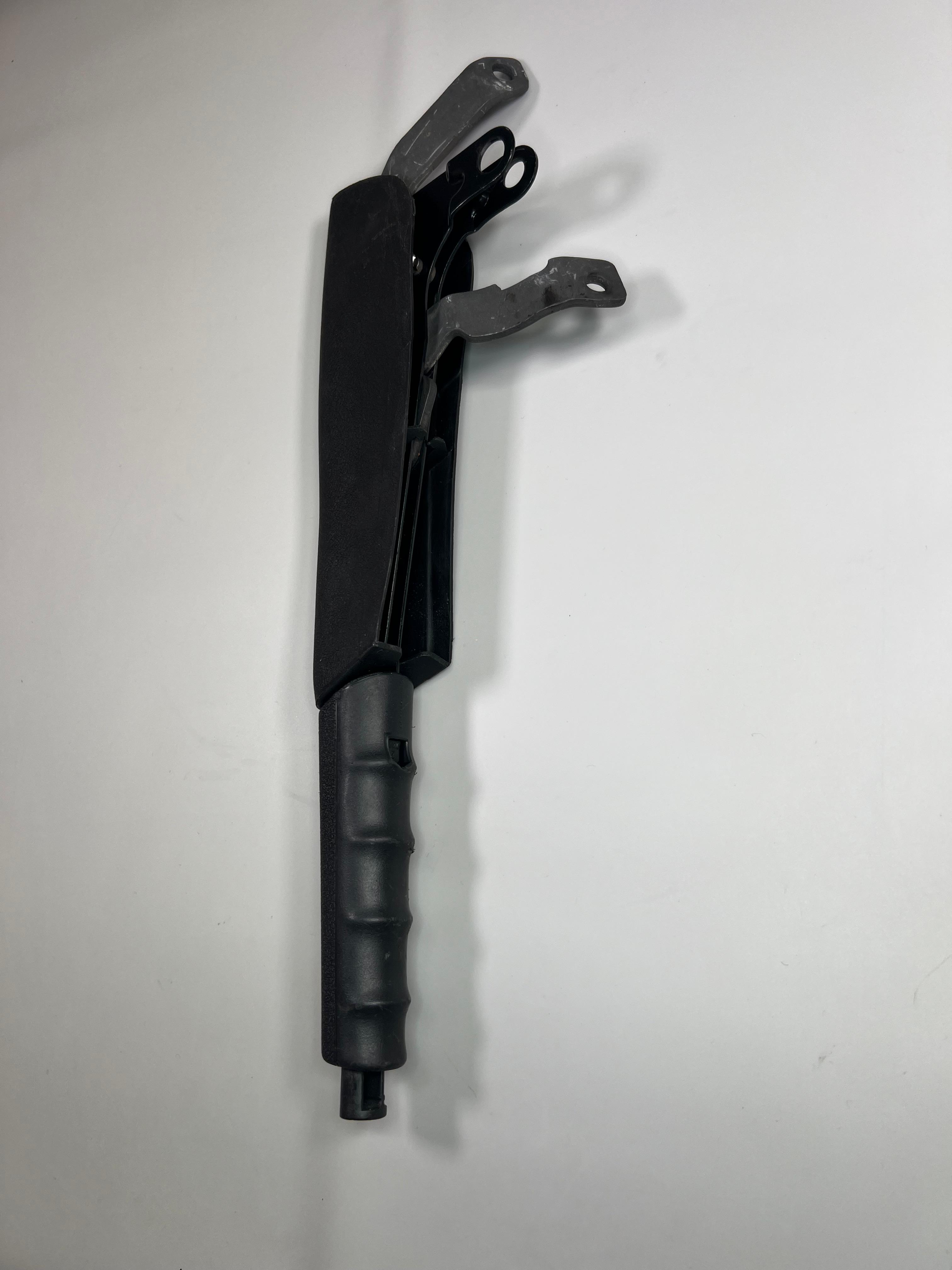 Handbremshebel für Polo II mit Abdeckung original Teilenummer : 867 711 301 D