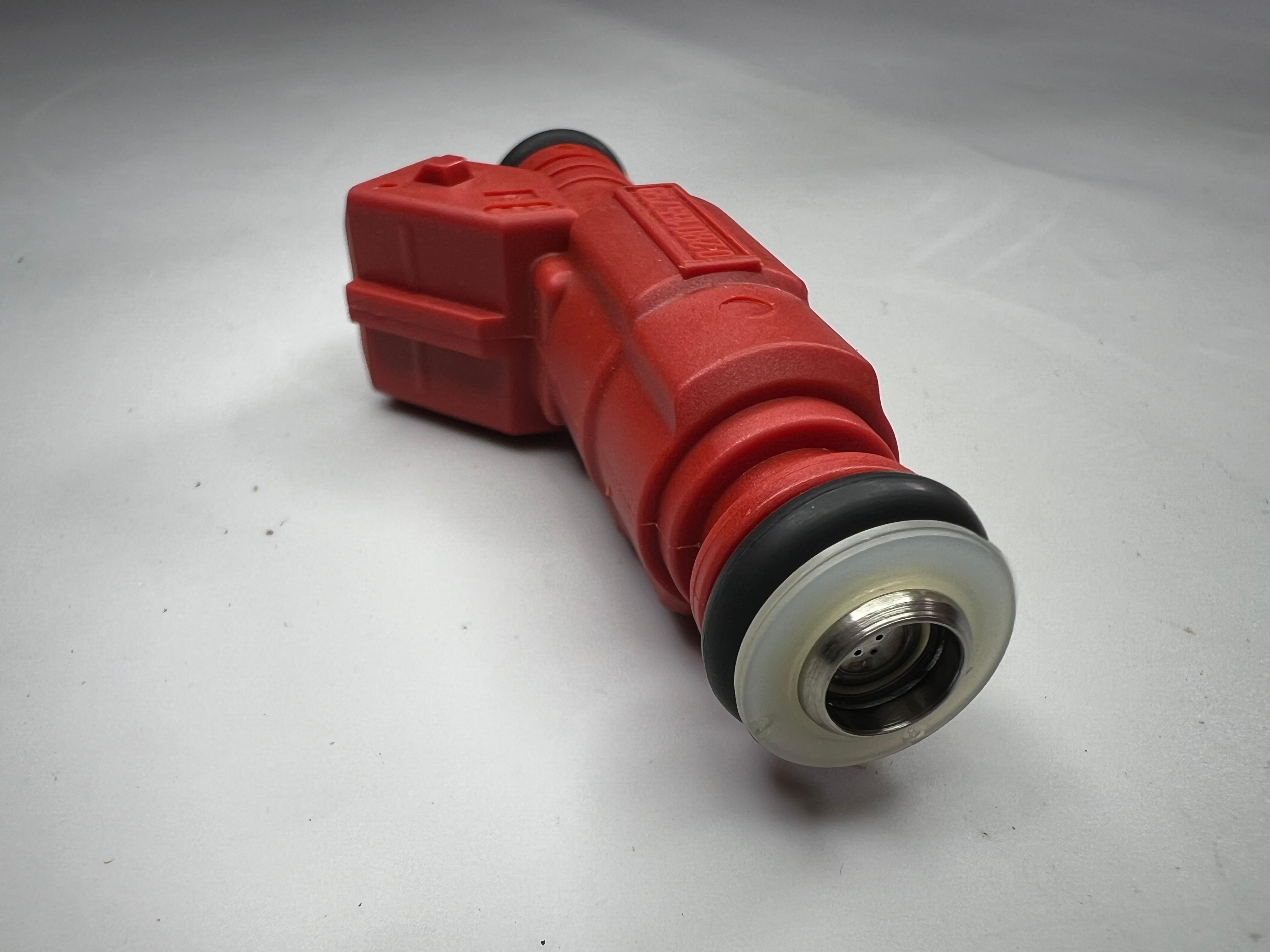 Eine Bosch Einspritzdüse EV6 in der Farbe rot und 315 ccm3 Durchfluss