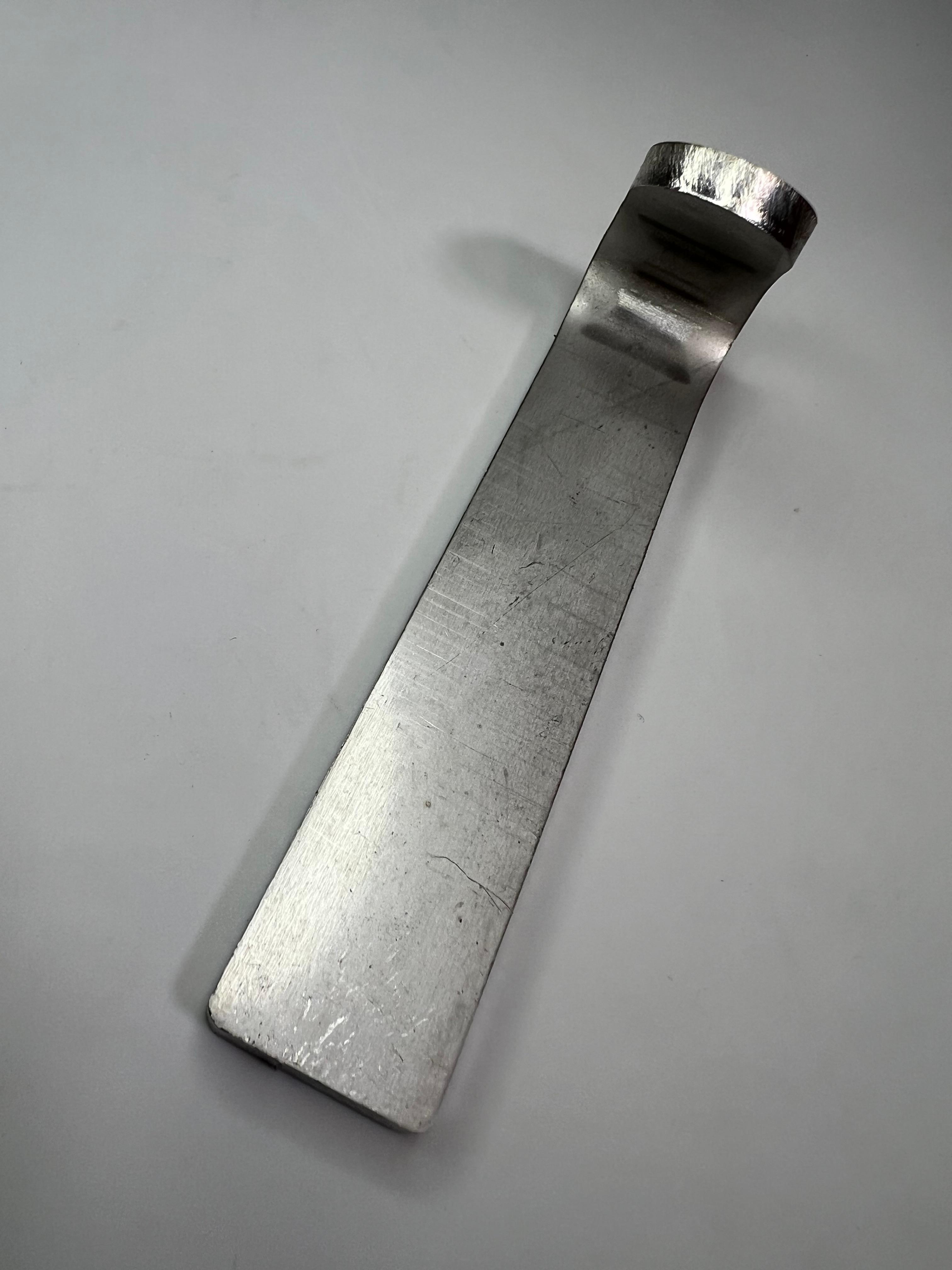 Halter Halterung für den Auspuff zum anschweißen universal
