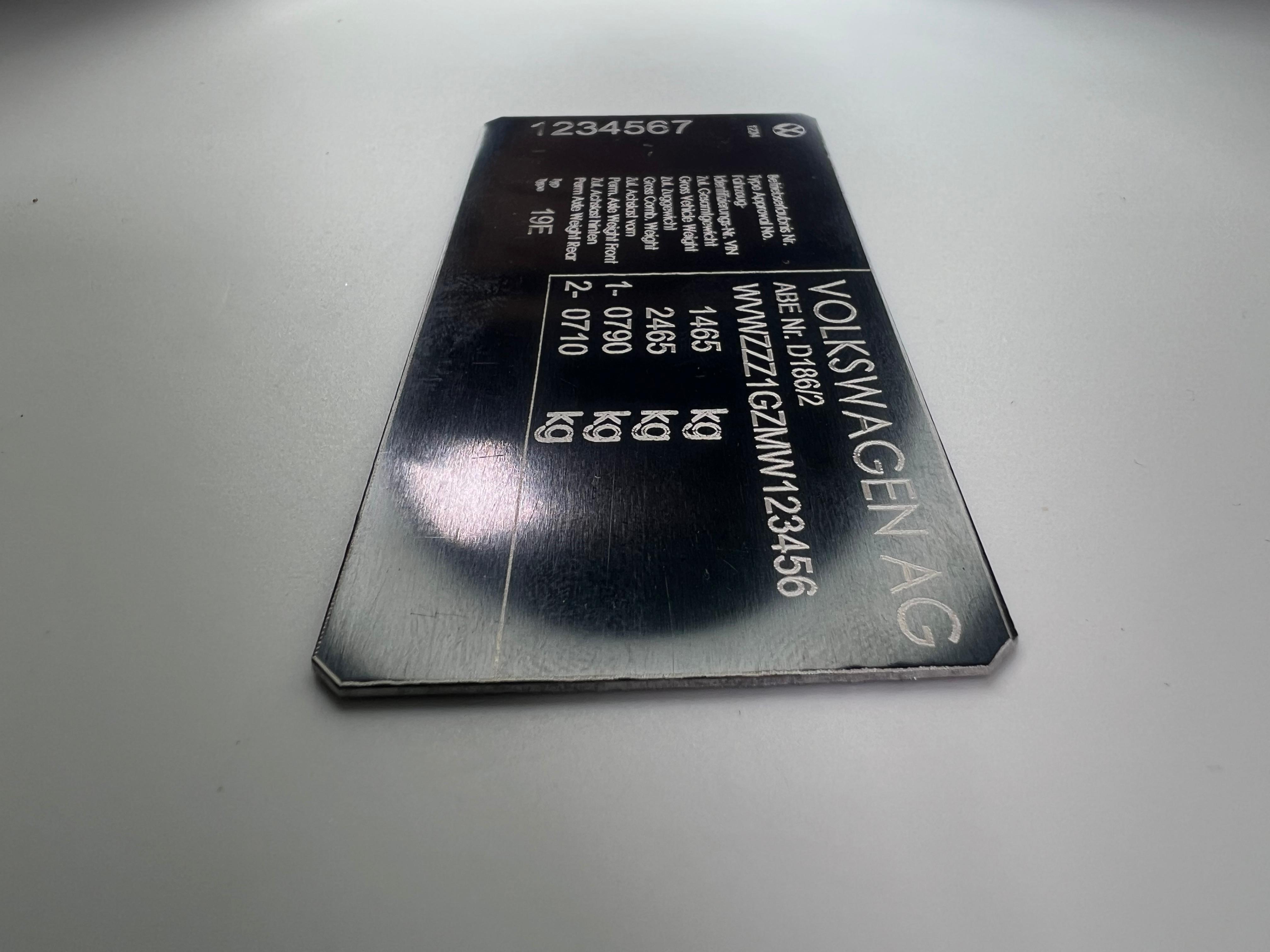 Typenschild für den Motorraum für Volkswagen Modelle