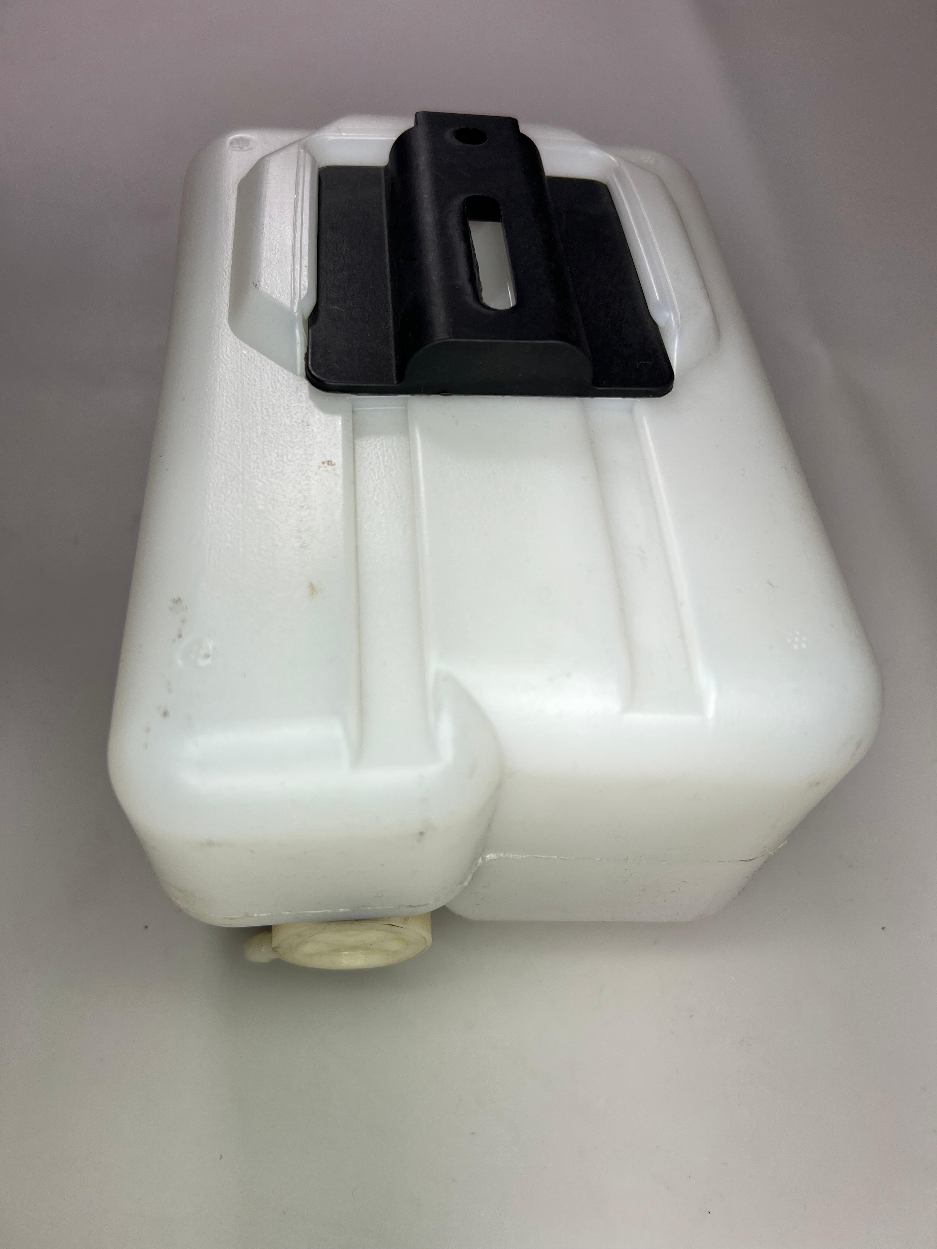 Scheibenwaschbehälter 1,5 Liter Behälter mit Halter und Pumpe