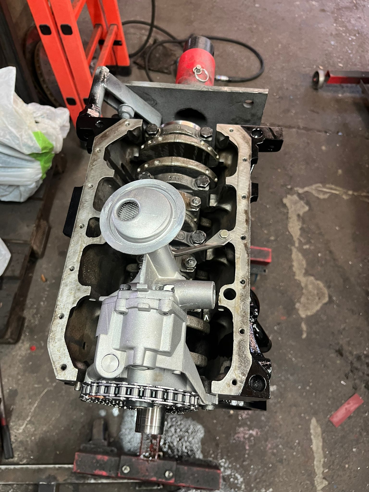 Polo G40 Tauschmotor mit neuen Kolben Motorkennung: PY ab Baujahr 1988 mit geschraubtem Wasserrohr