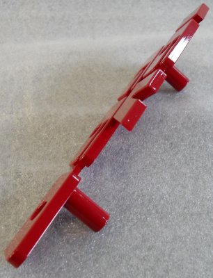 Emblem für den 16VG60 Kühlergrill aus Aluminium