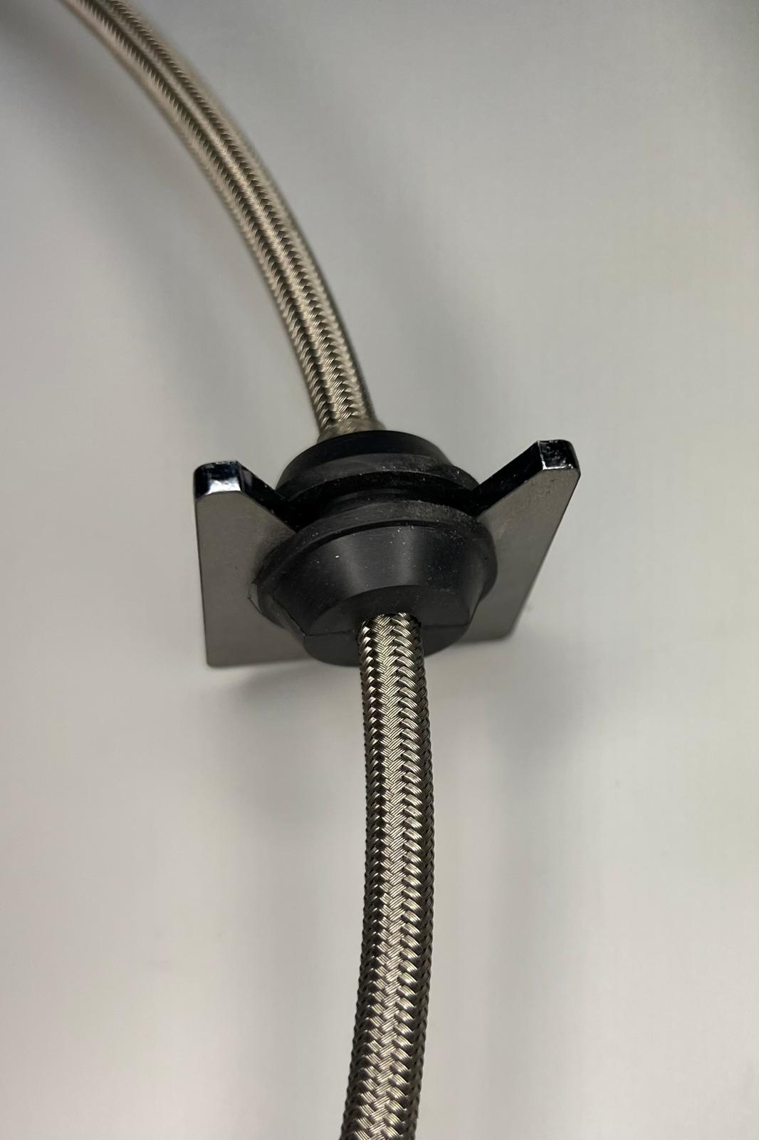 Halter für die Bremsschläuche zum anschweißen an der Hinterachse
