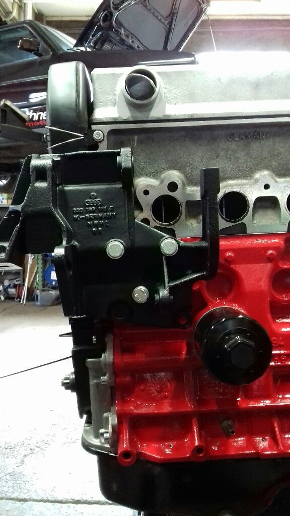 Halter für G40 oder G60 Lader im Polo G40 mit 3 Befestigungsschrauben