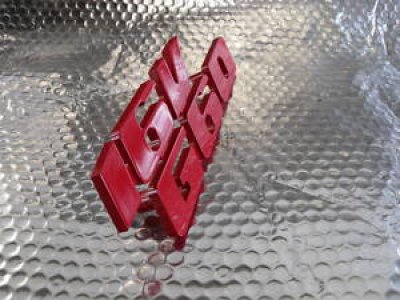 Emblem für den 16VG60 Kühlergrill aus Aluminium