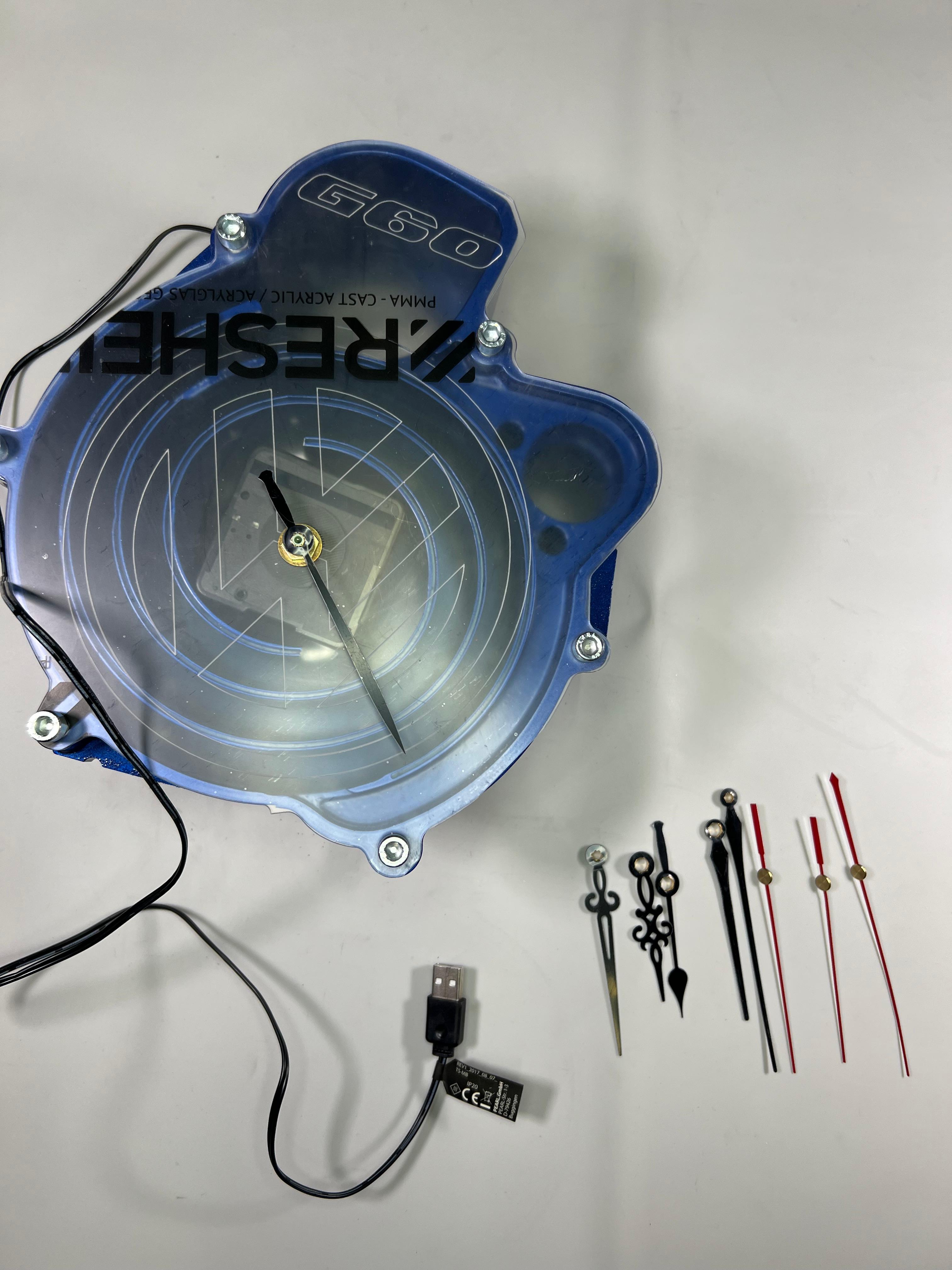 G60 Lader Uhr mit Farbwechselfunktion und Fernbedienung
