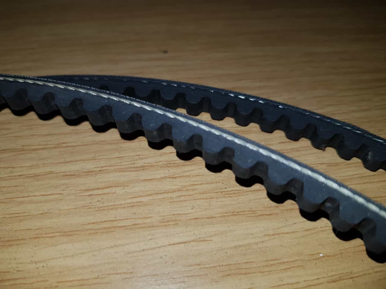 Keilriemen für Polo G40 auch mit kleinem Laderrad