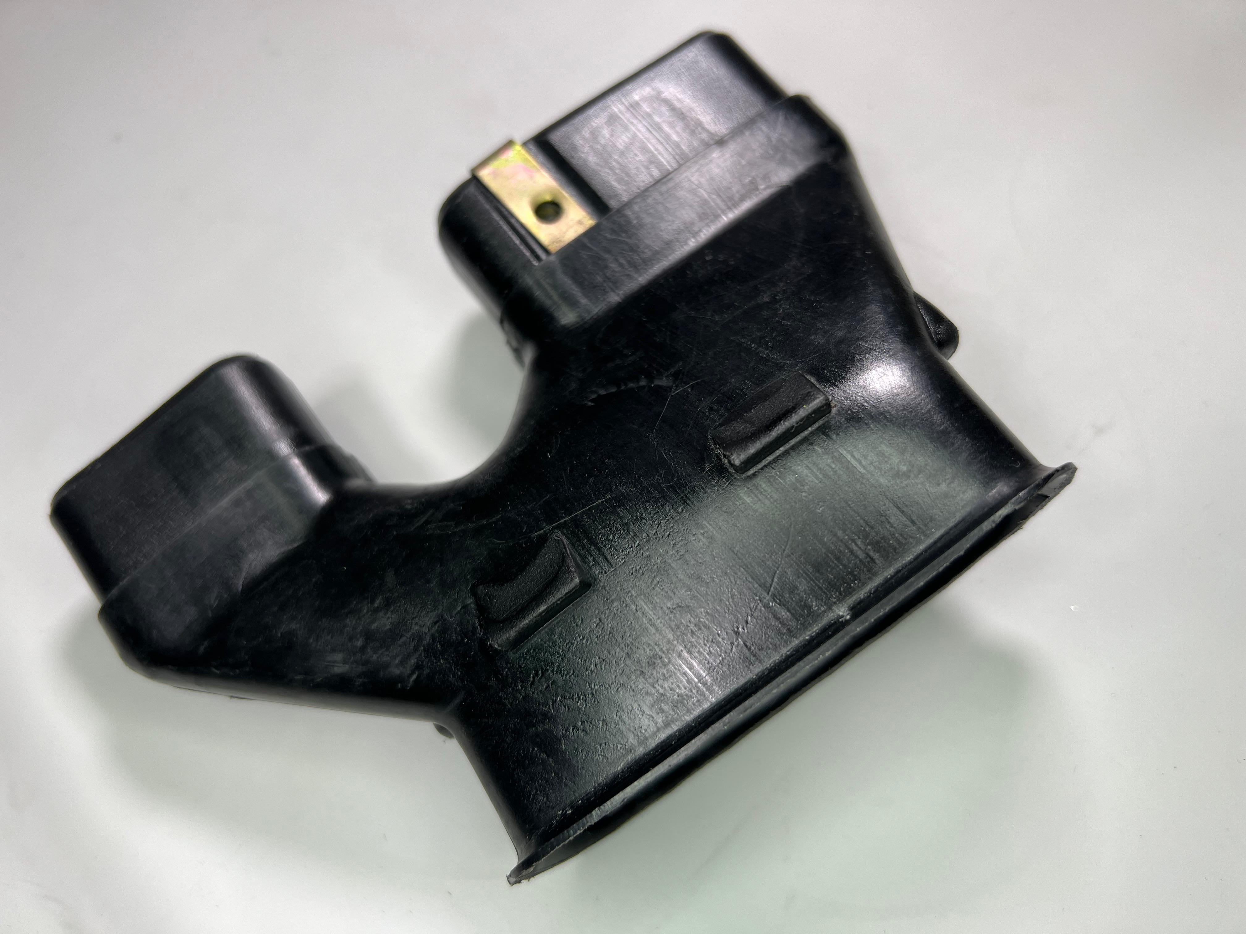 Ansaugung Y Stück zum Luftfilterkasten unterteil original Polo G40