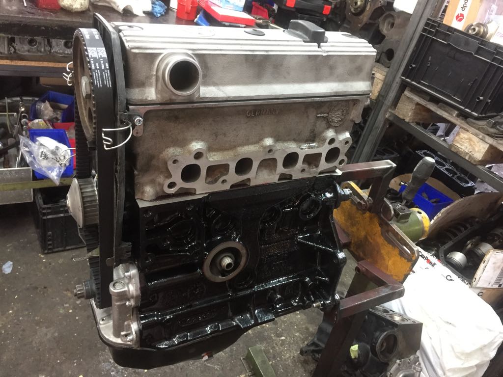 Polo G40 Tauschmotor mit neuen Kolben Motorkennung: PY ab Baujahr 1988 mit geschraubtem Wasserrohr