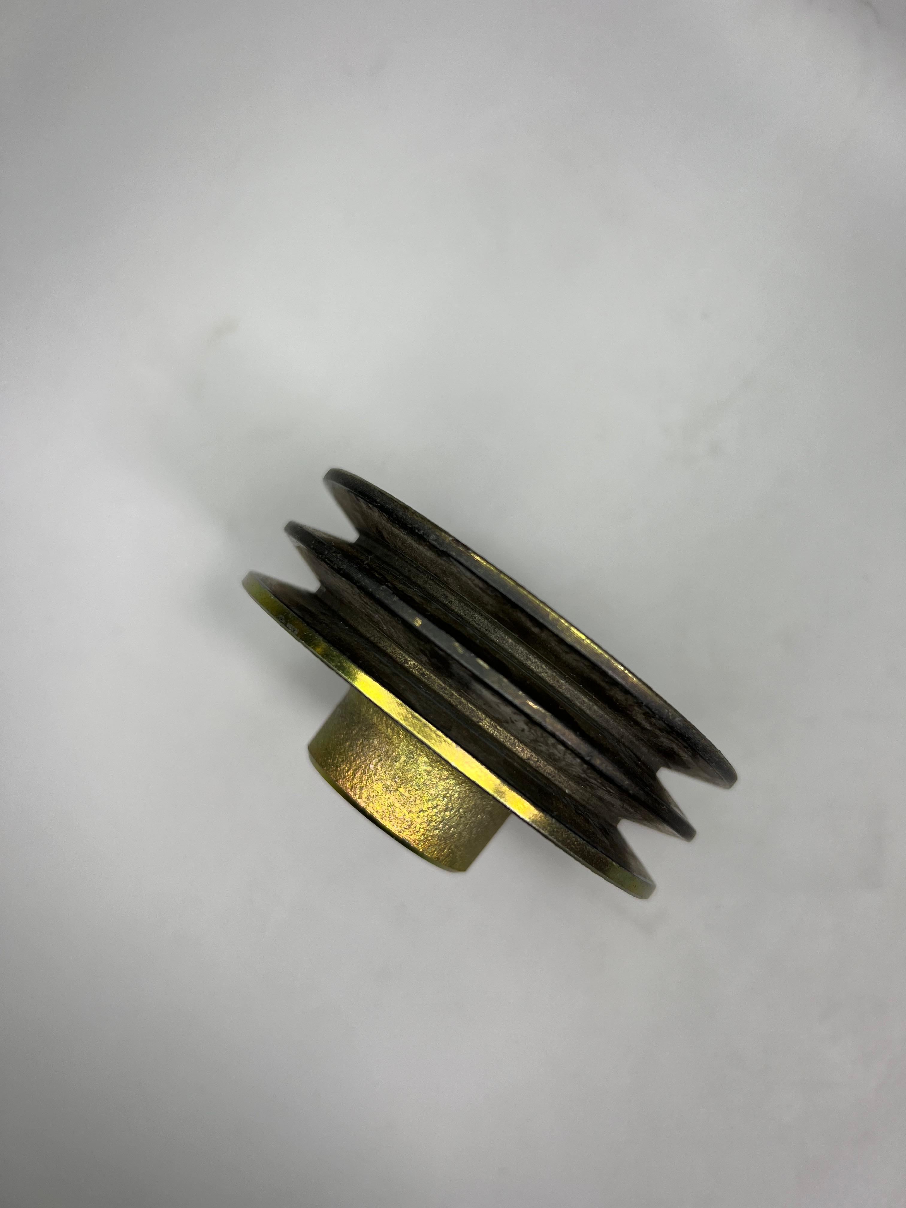 Laderrad Original Polo G40 mit der original Teilenummer : 030 145 929 C