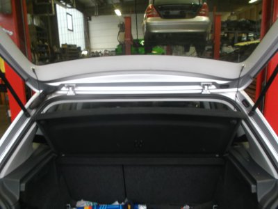 Aluminum fittings for rear parcel shelves.Golf 5, Golf 6, Audi A3 auch Sportback 8PA und A4, Seat Le