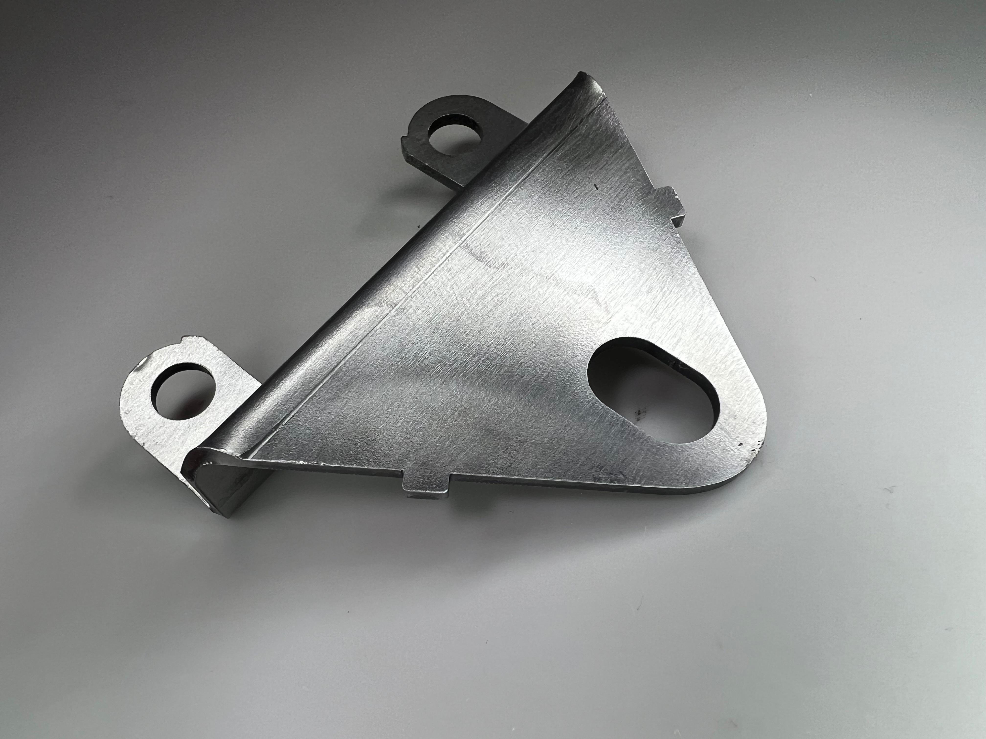 Stütze Halter am Benzindruckregler Kraftstoffdruckregler VW G60  Original Teilenummer : 037 133 337
