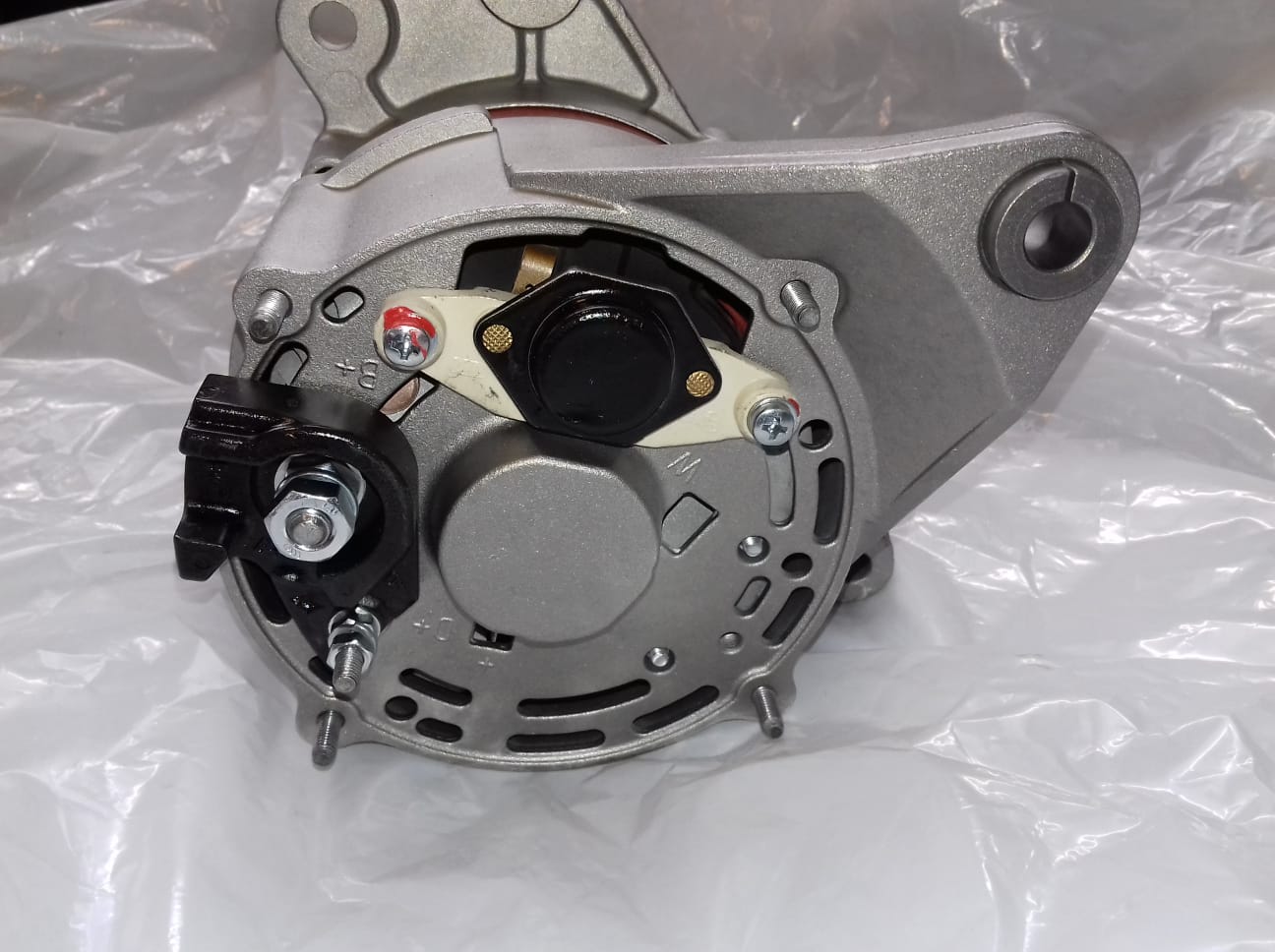 Generator für die G60 Motoren, Golf, Passat, Corrado mit 90 Ampère