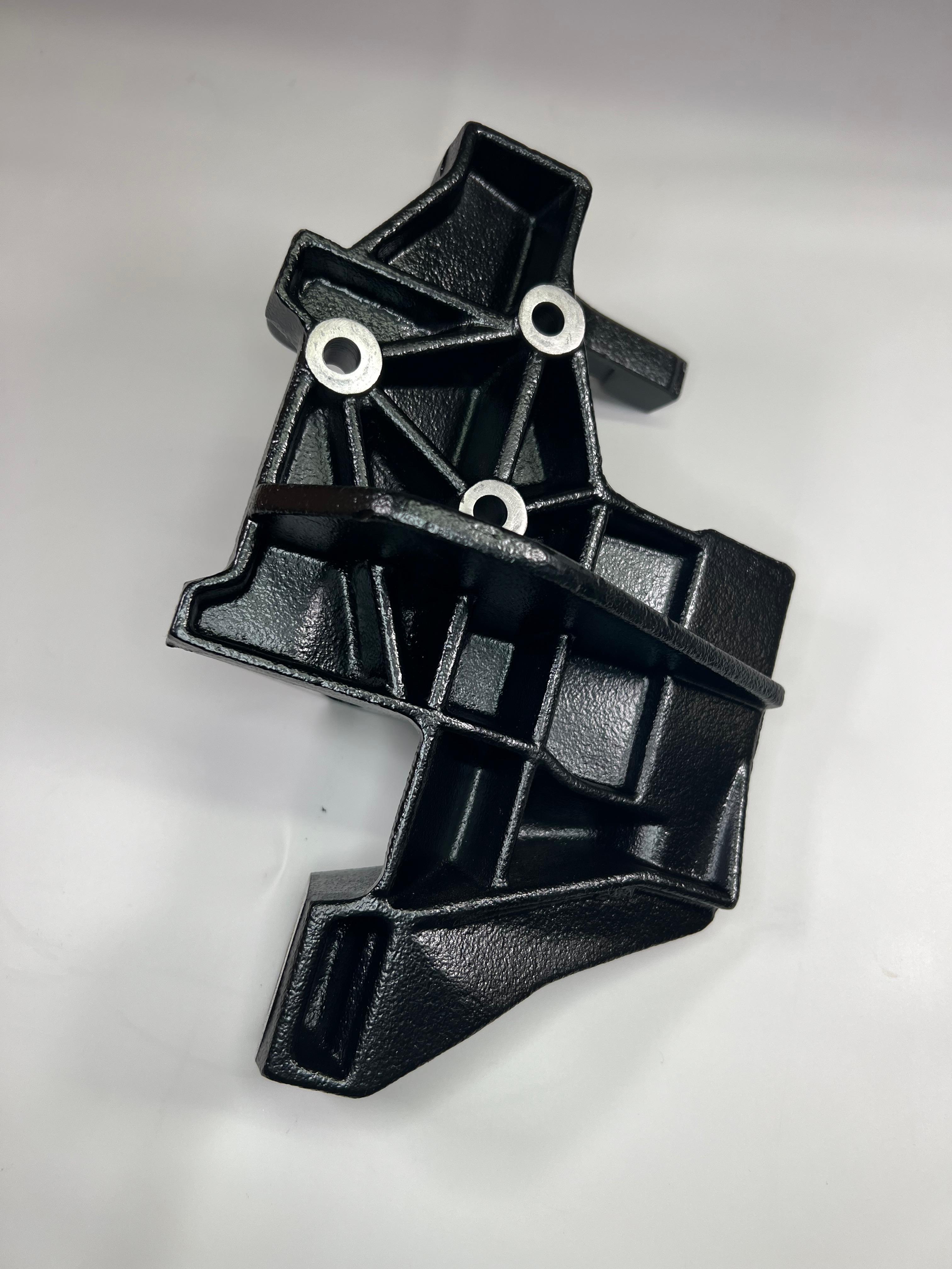Halter für G40 oder G60 Lader im Polo G40 mit 3 Befestigungsschrauben