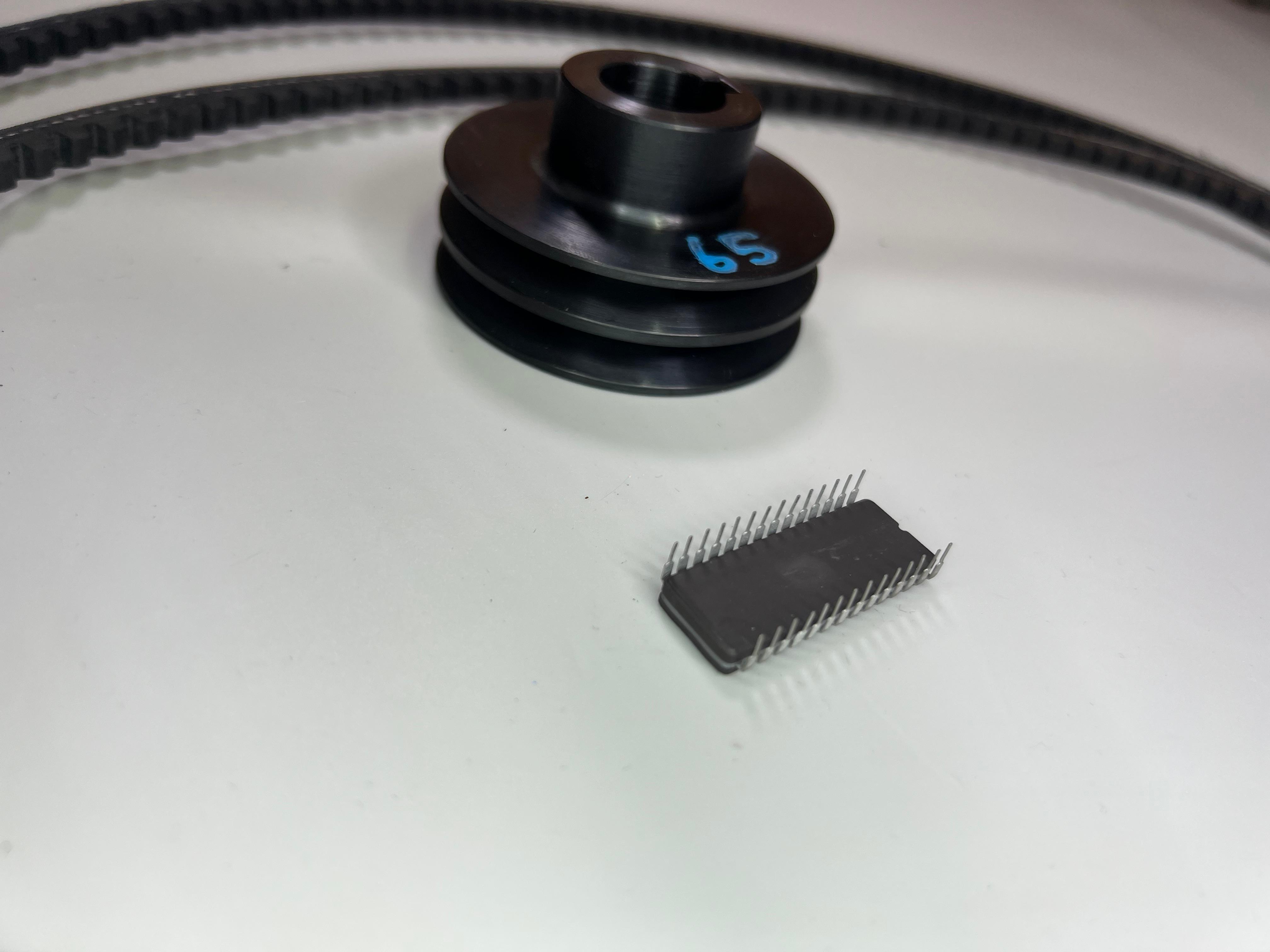 Chiptuning mit Laderrad, kürzere Keilriemen für Polo III G40 von Röttele Racing