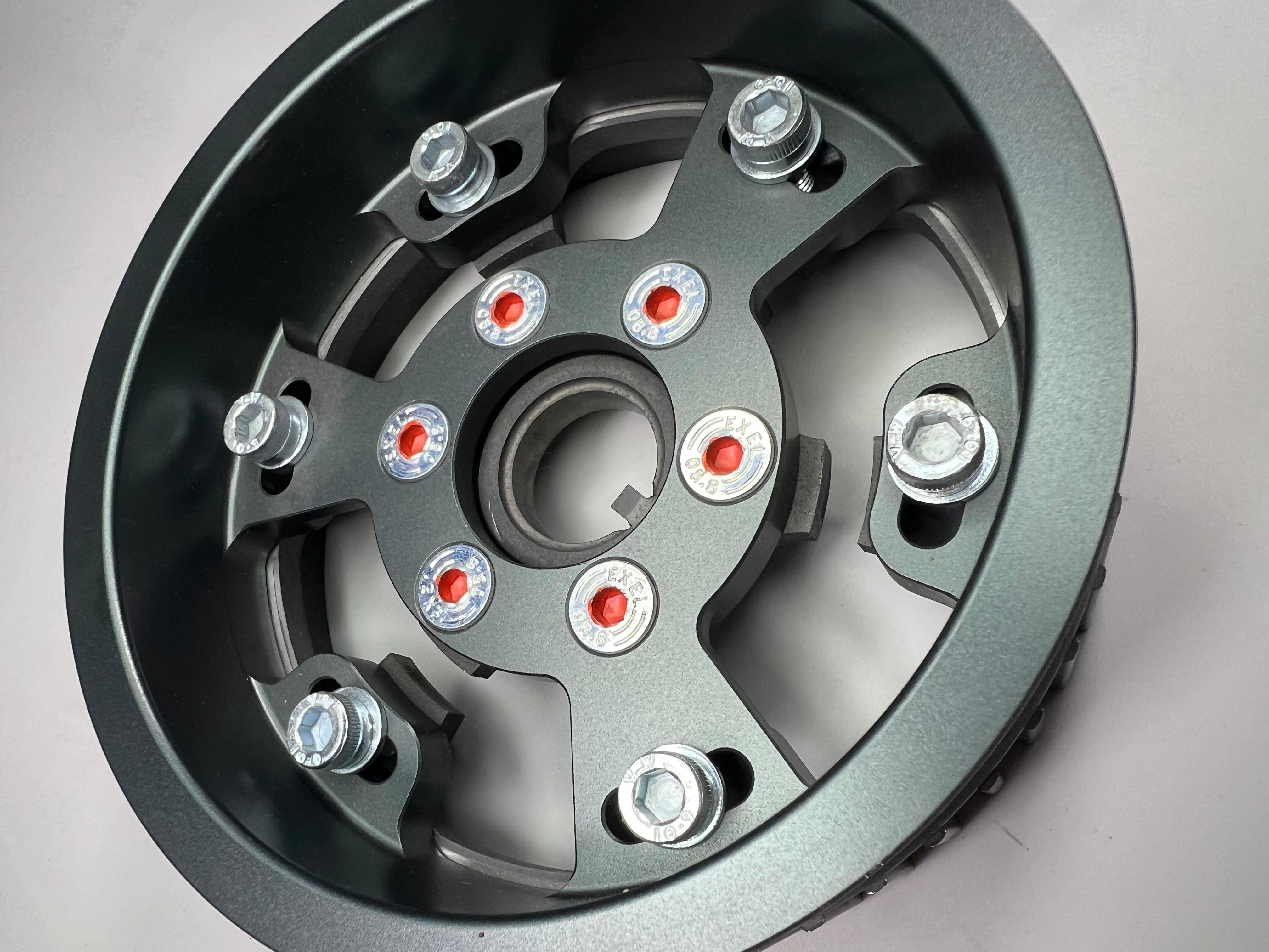 Verstellbares Nockenwellenrad für die 16VG60 Motoren mit 5PK Flachriemenrad zum Generator