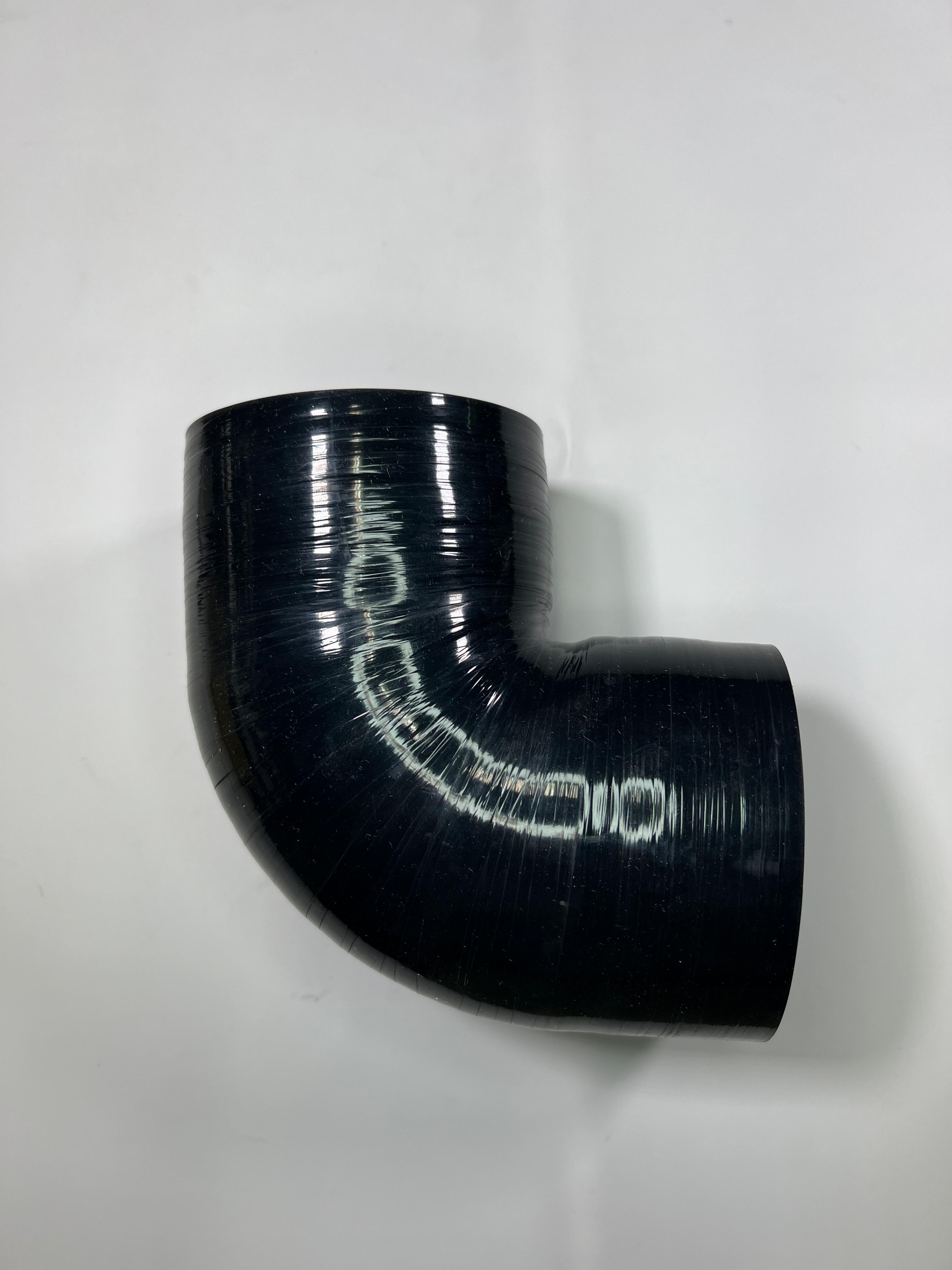 Ladedruckschlauch 90° aus Silikon 96 mm innen und 105mm außen