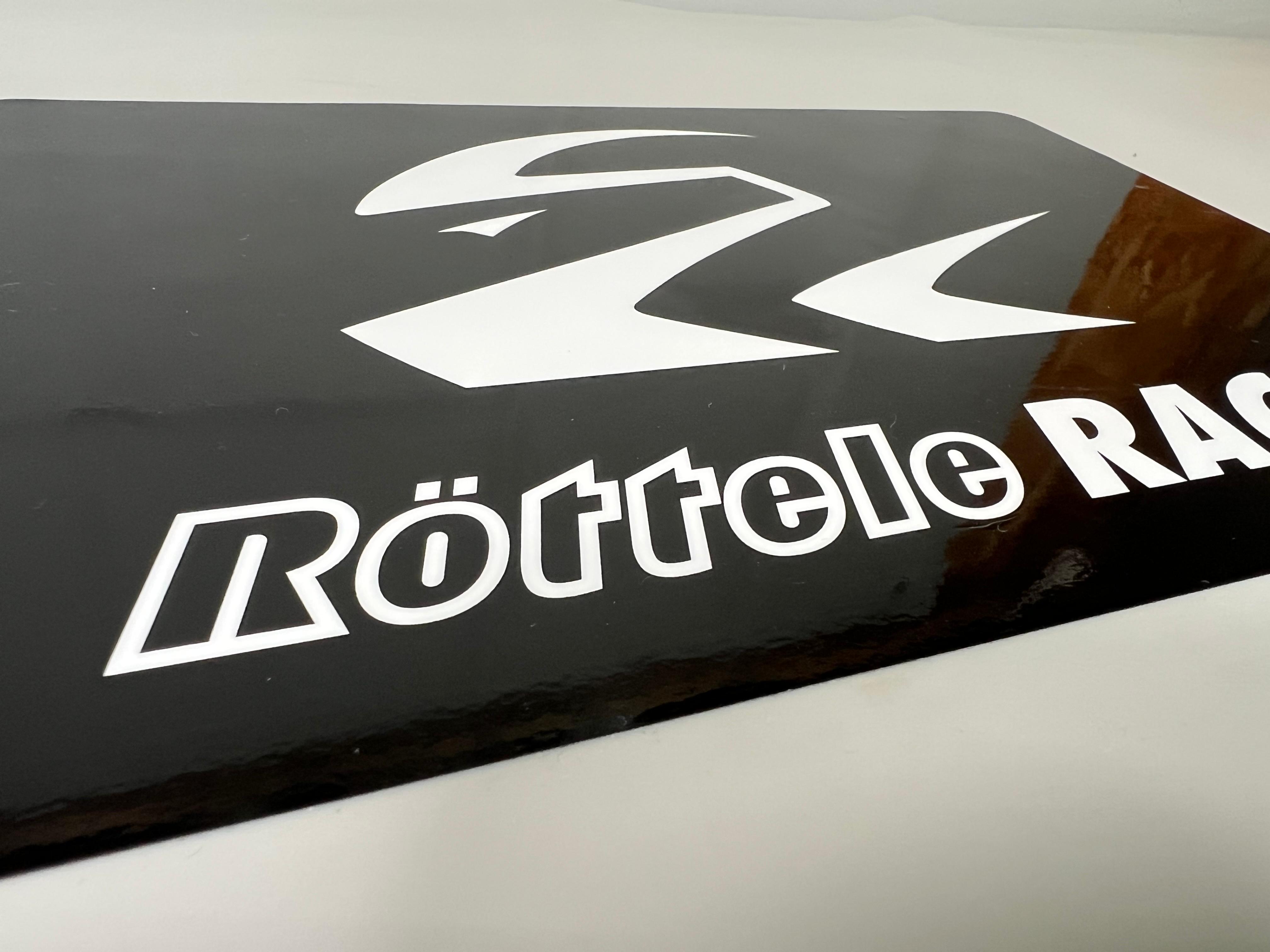 Aufkleber Röttele-Racing Helm Logo mit Schriftzug in schwarz weiß