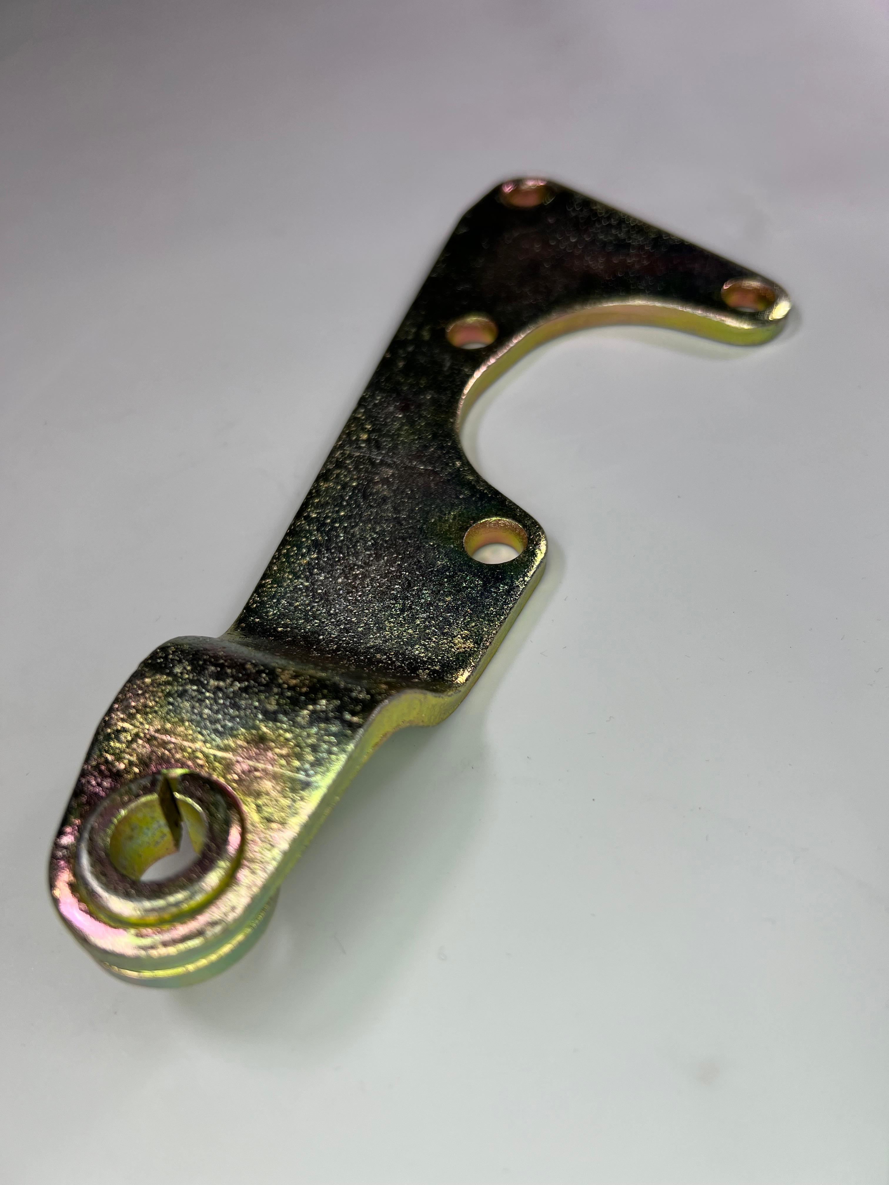 Halter für die Servopumpe Hydraulikpumpe G60 PG