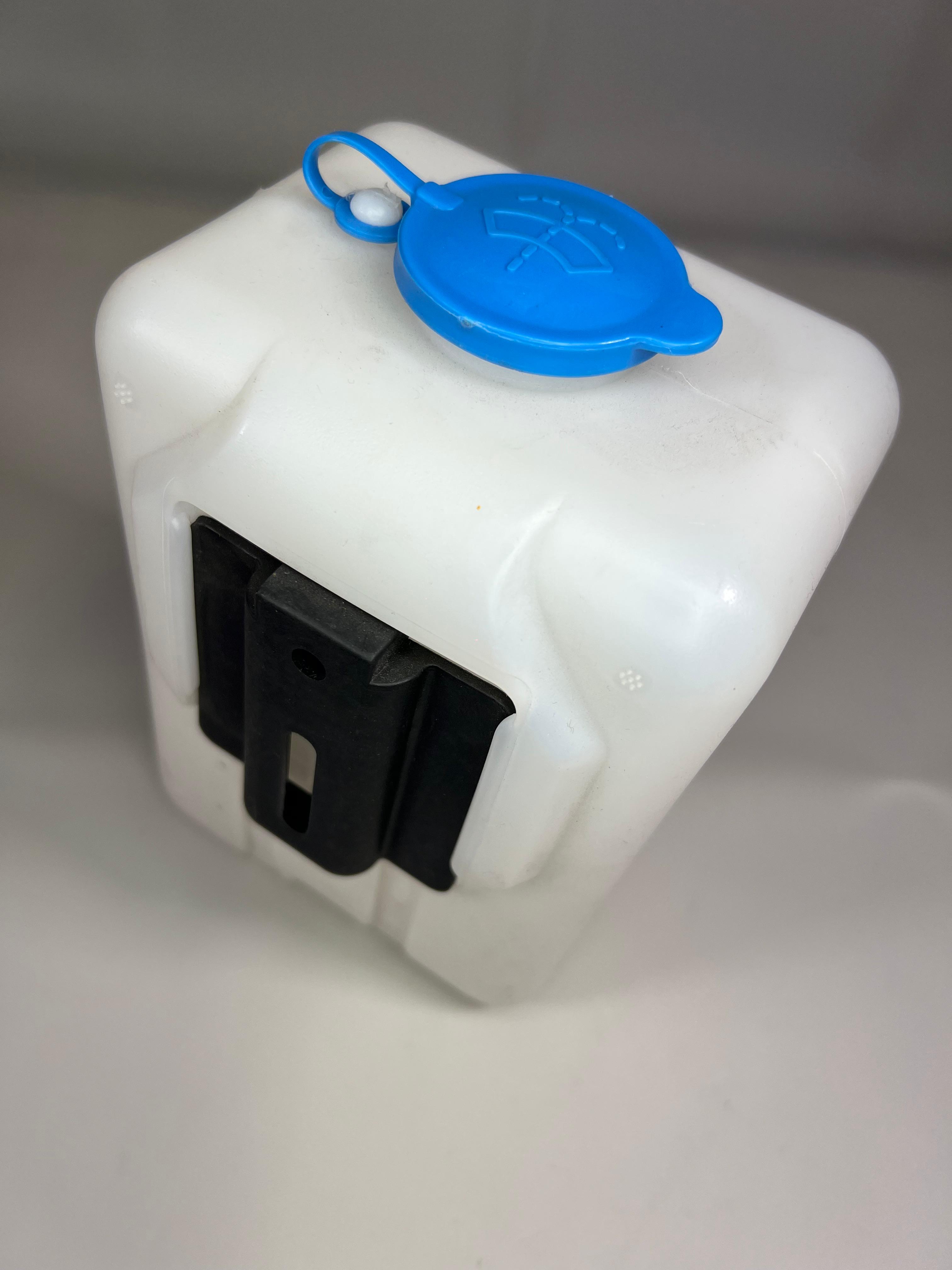 Scheibenwaschbehälter 1,5 Liter Behälter mit Halter und Pumpe